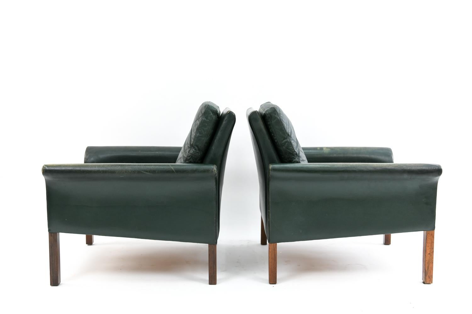 Pair of Hans Olsen for CS Møbler Model 500 Leather Easy Chairs, circa 1950s 4