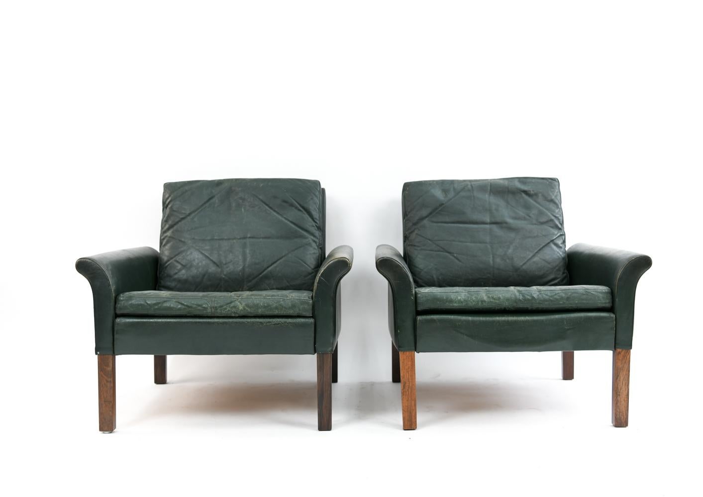 Pair of Hans Olsen for CS Møbler Model 500 Leather Easy Chairs, circa 1950s 1