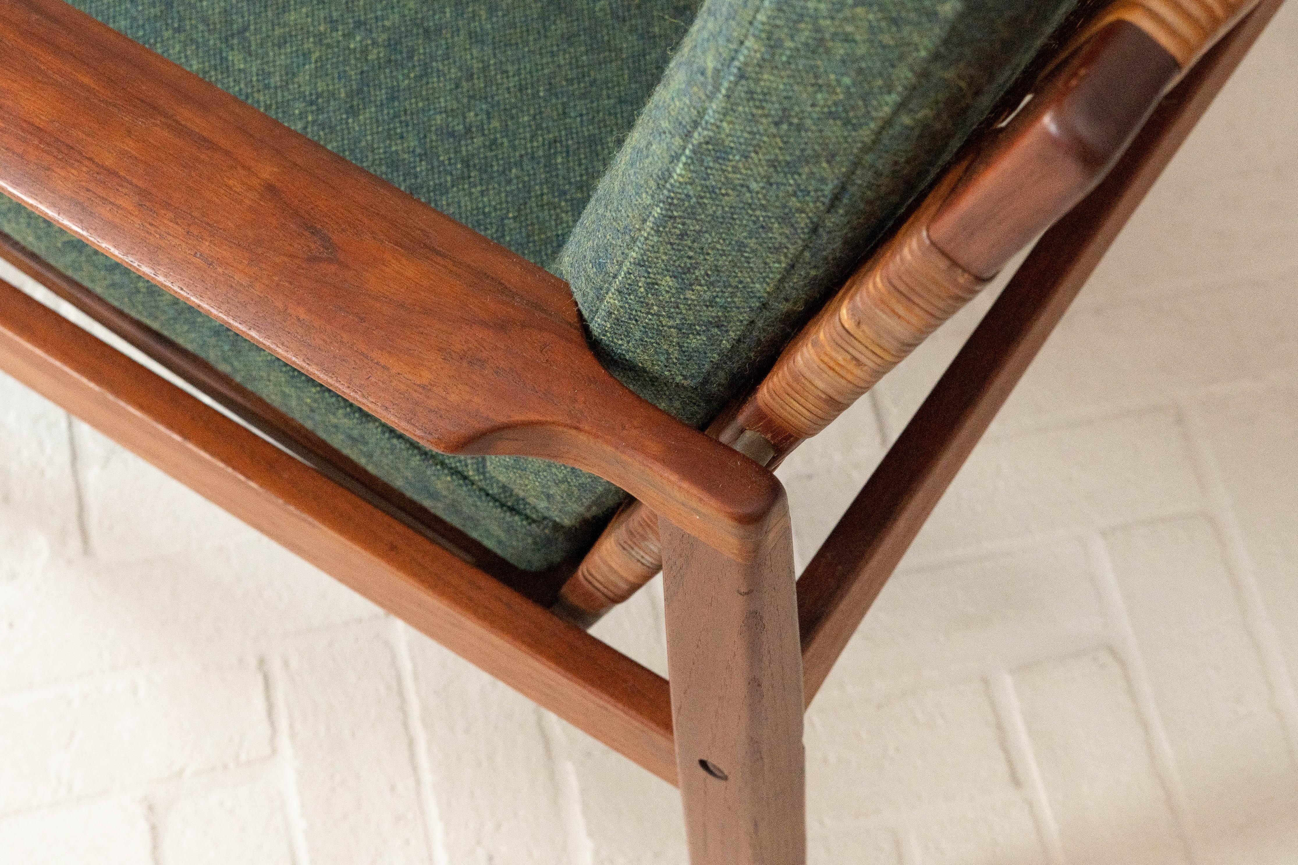 Pair of Hans Olsen Lounge Chairs 7