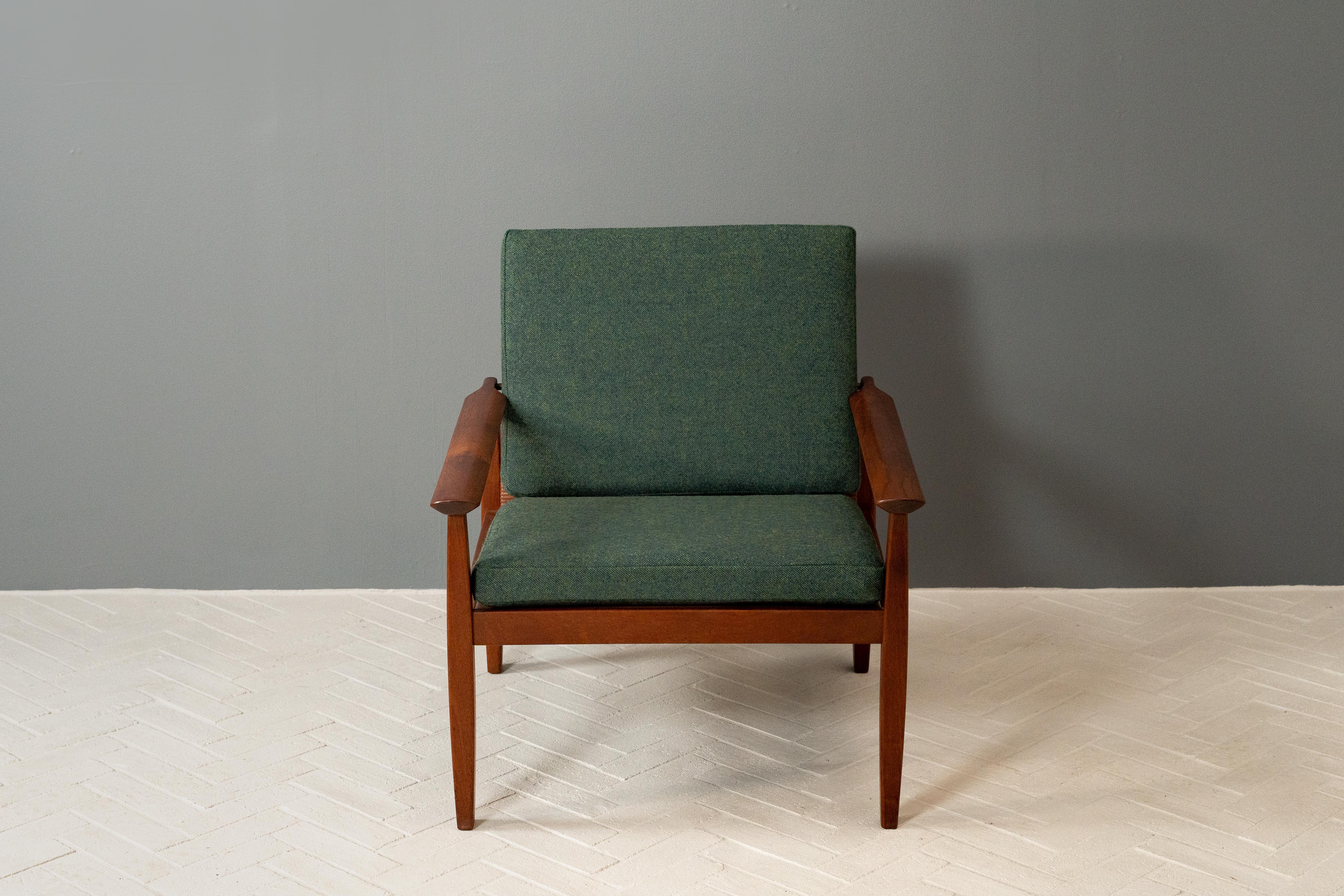 Caning Pair of Hans Olsen Lounge Chairs