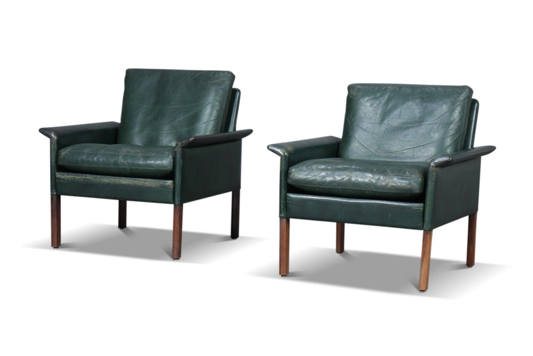 Pair of Hans Olsen Lounge Chairs in Green Leather + Rosewood In Excellent Condition For Sale In Berkeley, CA