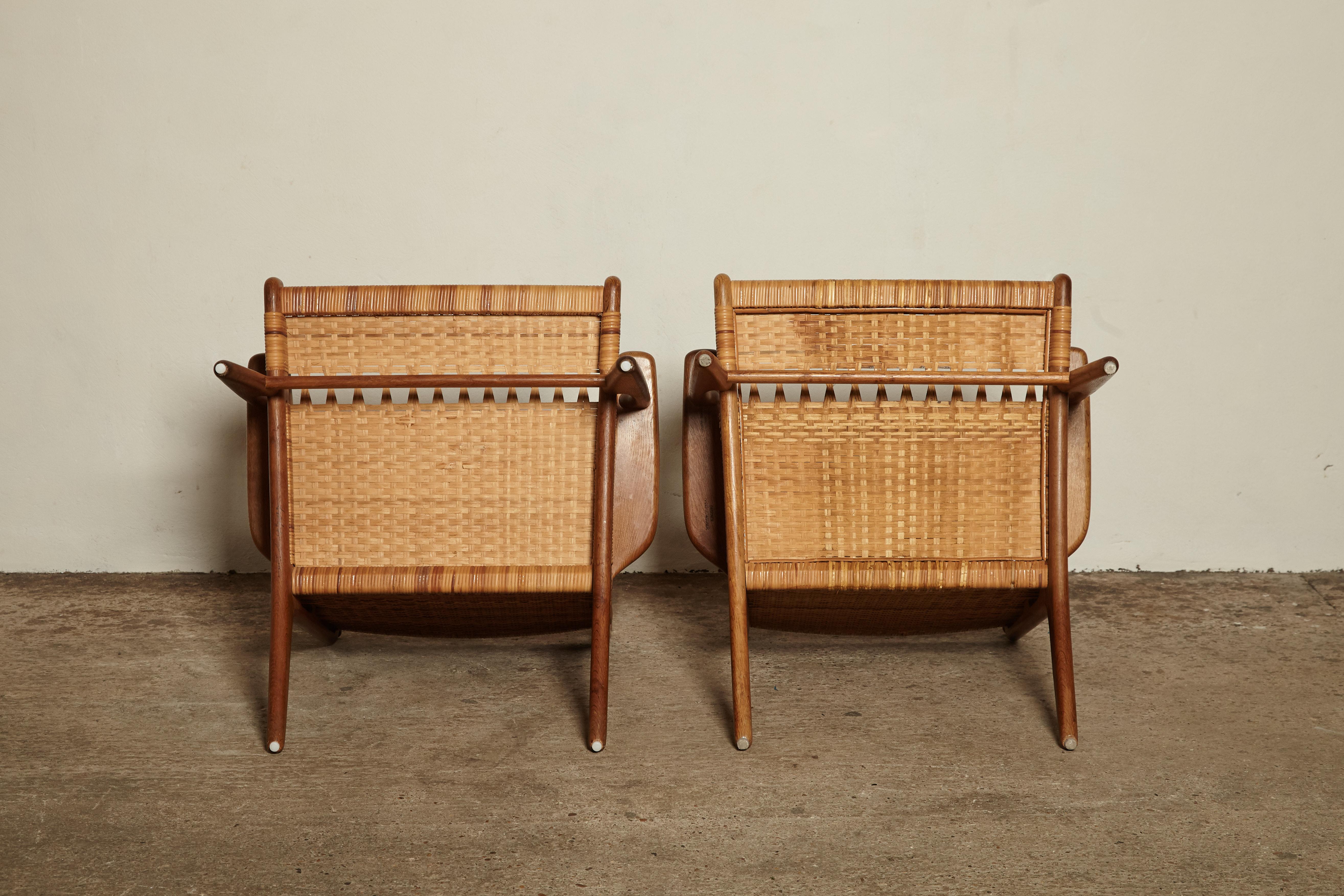 Pair of Hans Wegner CH-27 Chairs, Carl Hansen & Son, Denmark, 1950s 5