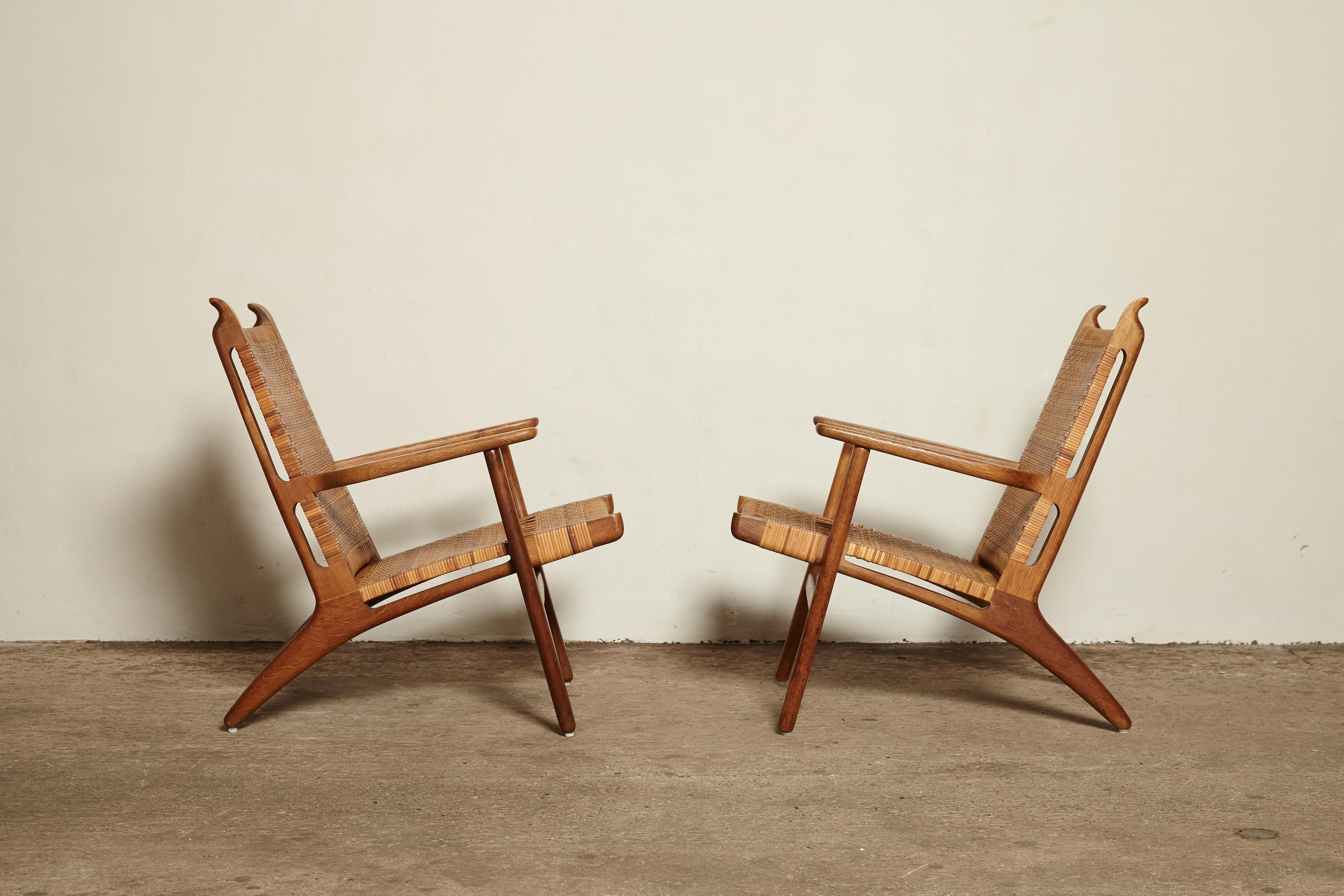 Danish Pair of Hans Wegner CH-27 Chairs, Carl Hansen & Son, Denmark, 1950s