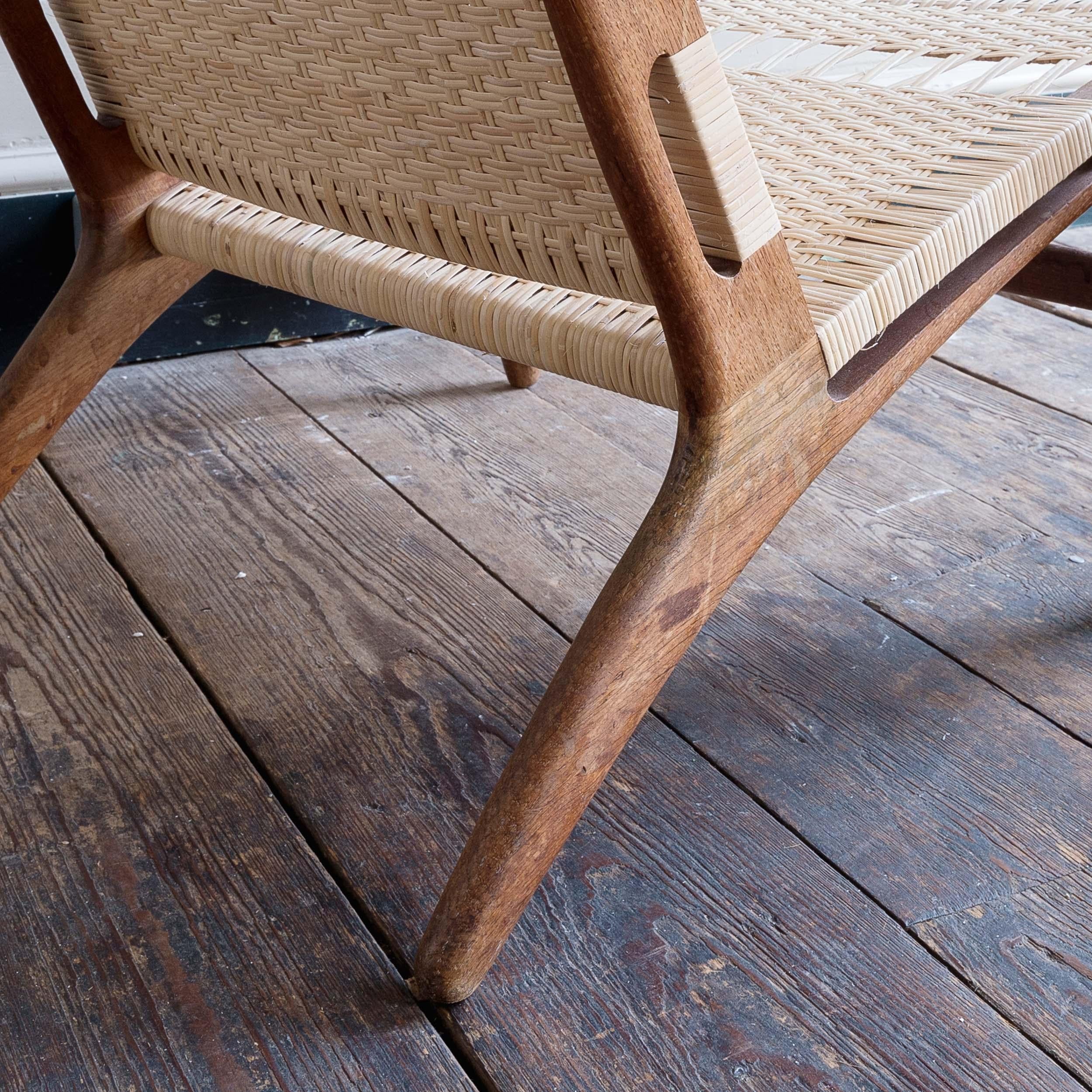 Pair of Hans Wegner CH 27 Easy-Chairs 4