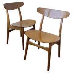 Pair of Hans Wegner CH-30 Oak Chairs Early Production