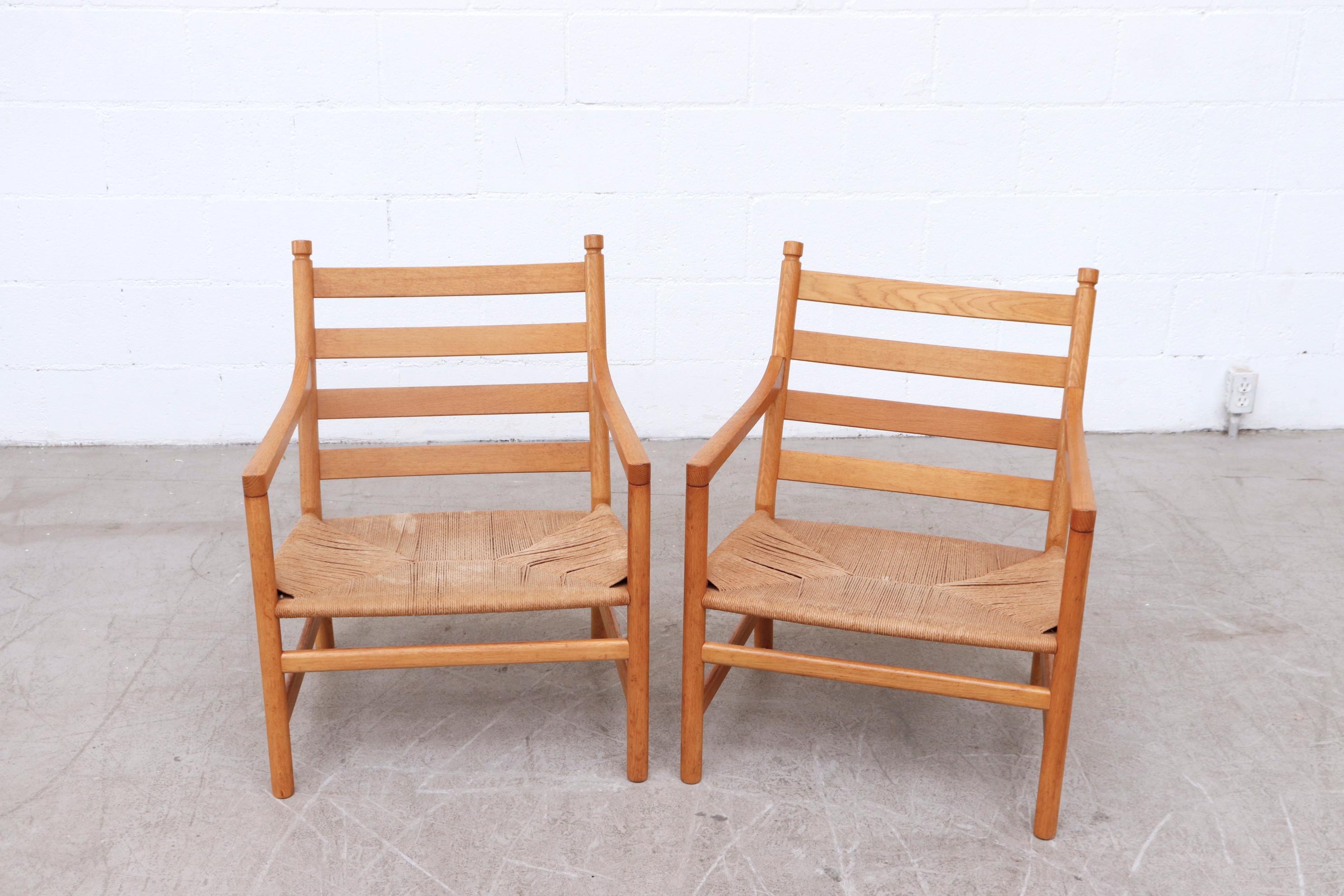 Pair of Hans Wegner CH44 Lounge Chairs for Carl Hansen & Son, Denmark In Good Condition In Los Angeles, CA