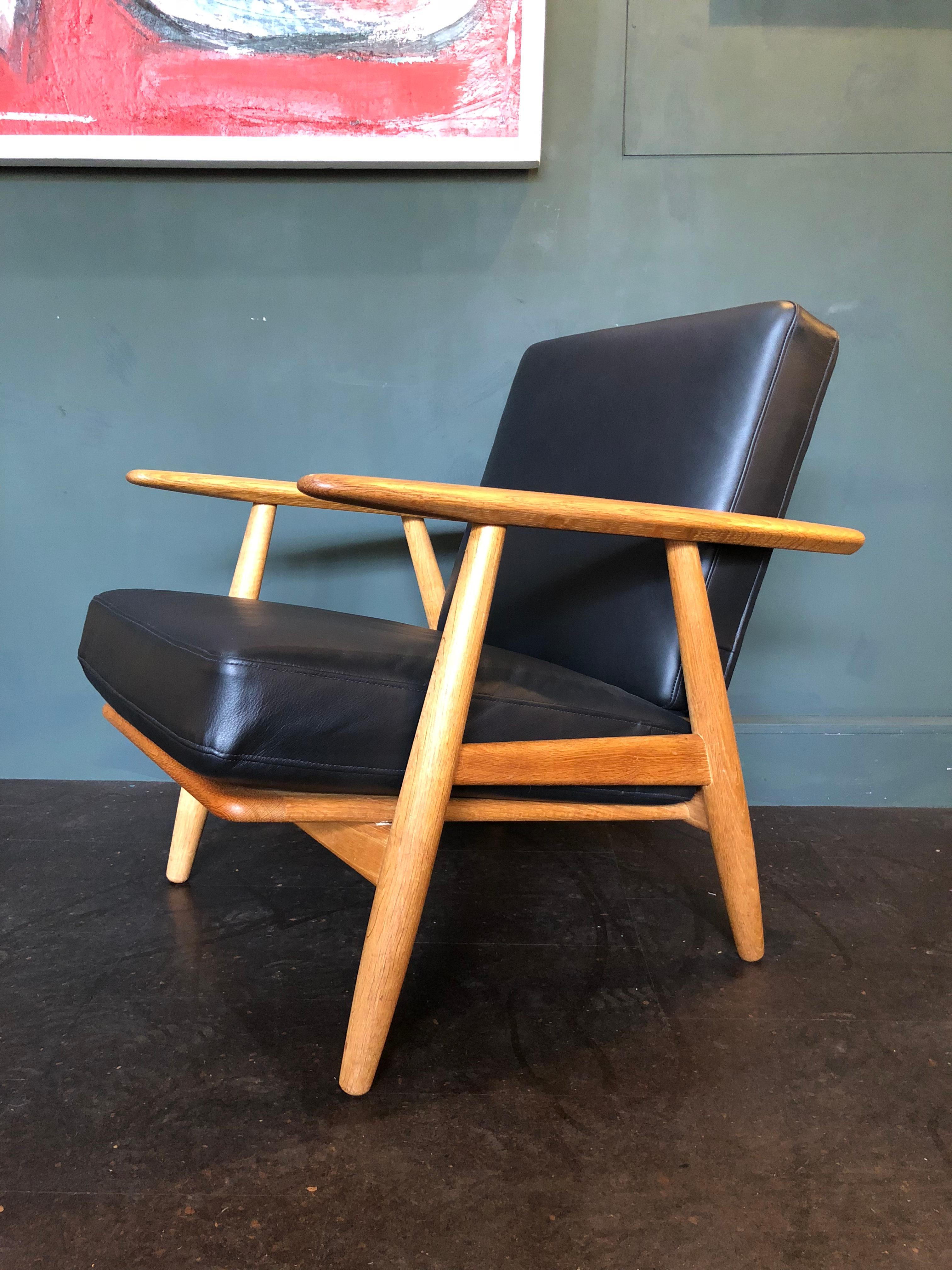 Pair of Hans Wegner Cigar Chairs and Ottomans. Original GE240, Reupholstered 8