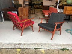 Pair of Hans Wegner GETAMA Ge-270 Teak Lounge Chairs