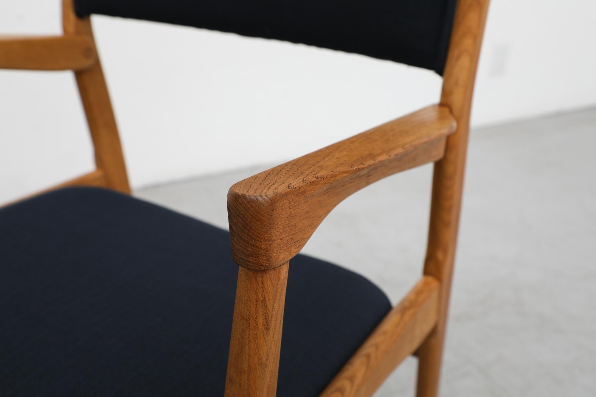 Pair of Hans Wegner Inspired Danish Solid Oak Side Chairs with Black Upholstery For Sale 4