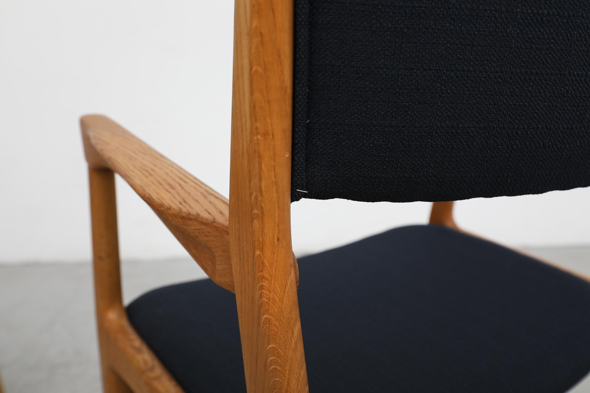 Pair of Hans Wegner Inspired Danish Solid Oak Side Chairs with Black Upholstery For Sale 12