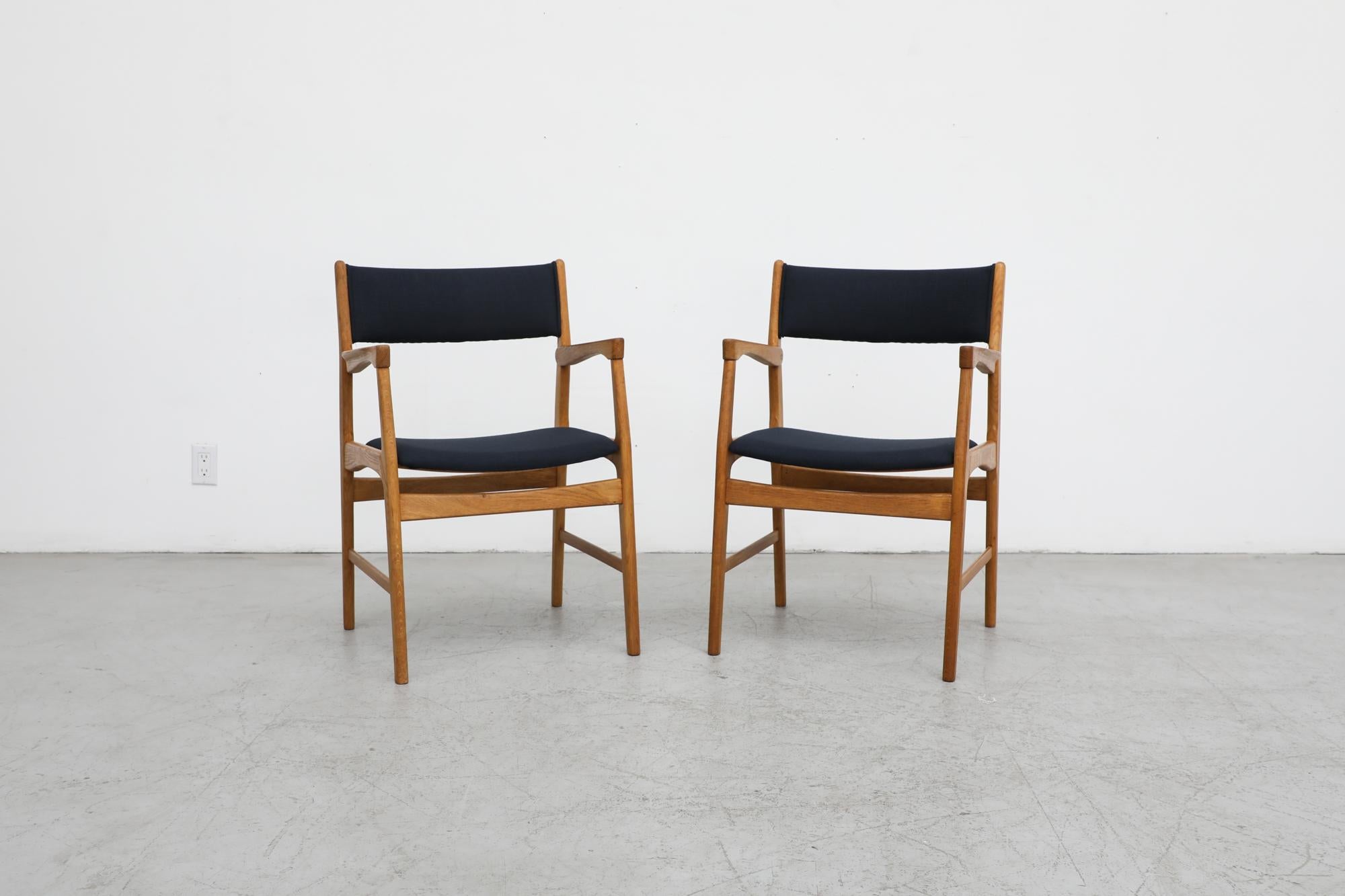 Pair of Hans Wegner Inspired Danish Solid Oak Side Chairs with Black Upholstery For Sale 14