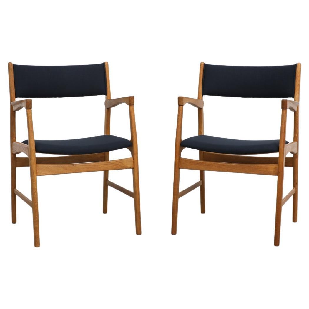Pair of Hans Wegner Inspired Danish Solid Oak Side Chairs with Black Upholstery For Sale