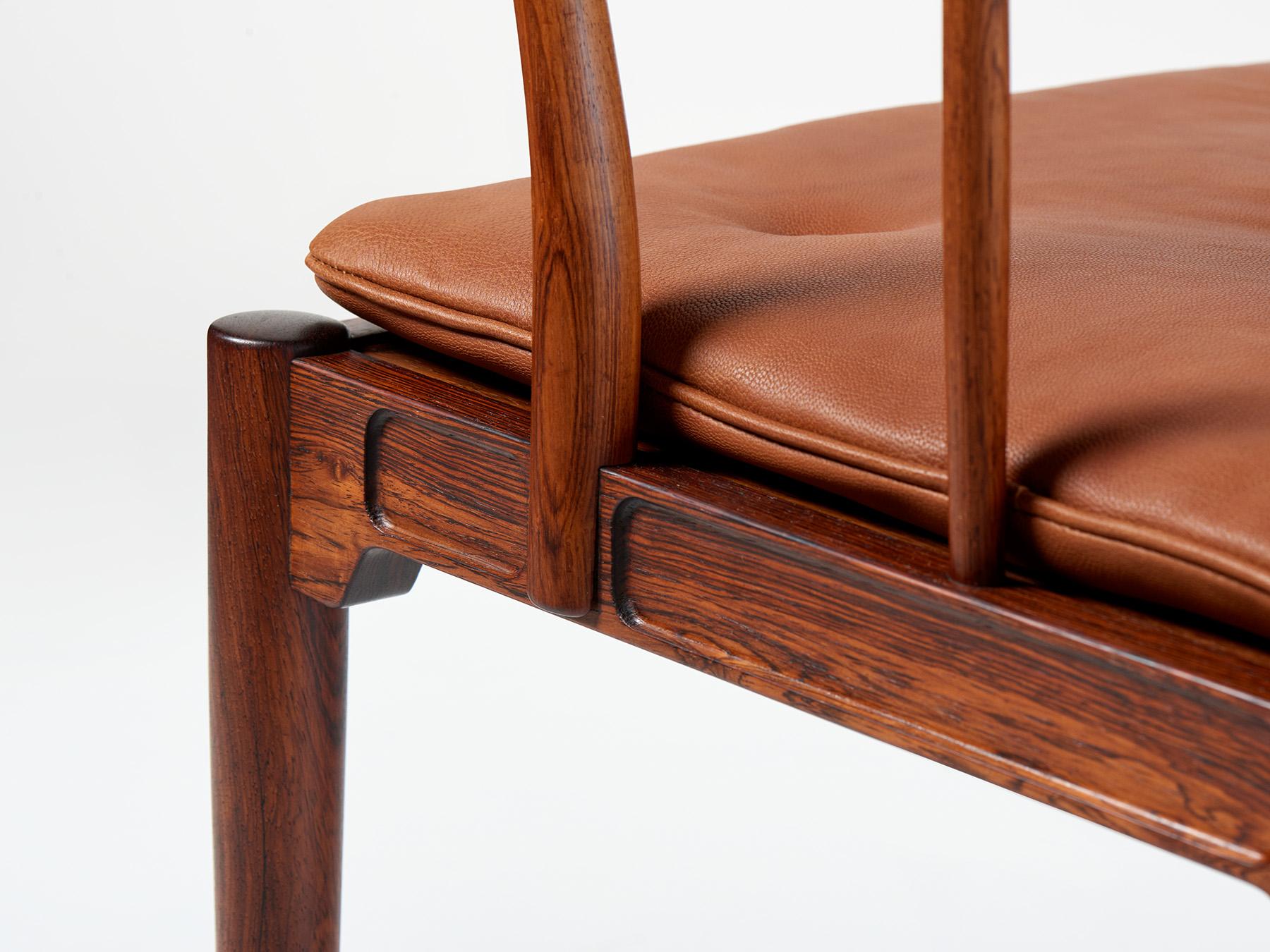 Cuir Paire de chaises en bois de rose Hans Wegner vers 1950 en vente