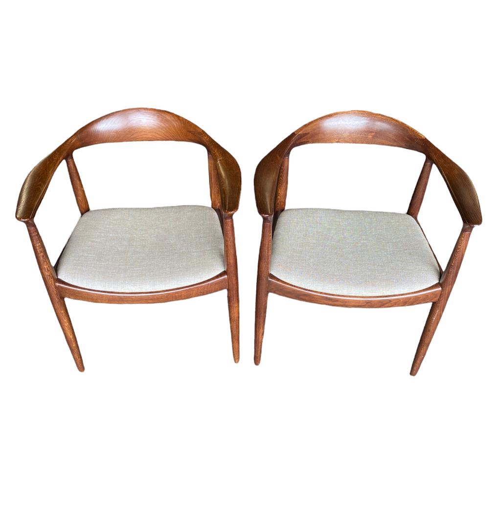 Pair of Hans Wegner Round Chairs 6