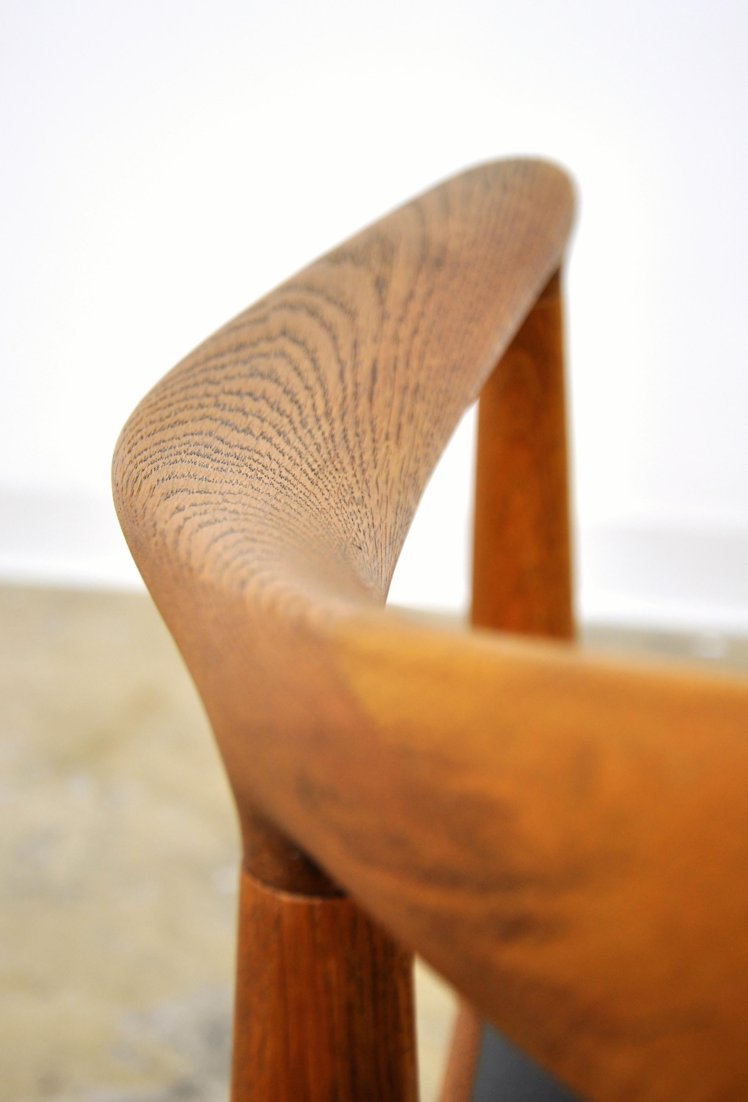 Pair of Hans Wegner for Johannes Hansen Oak and Black Leather Round Chairs 8