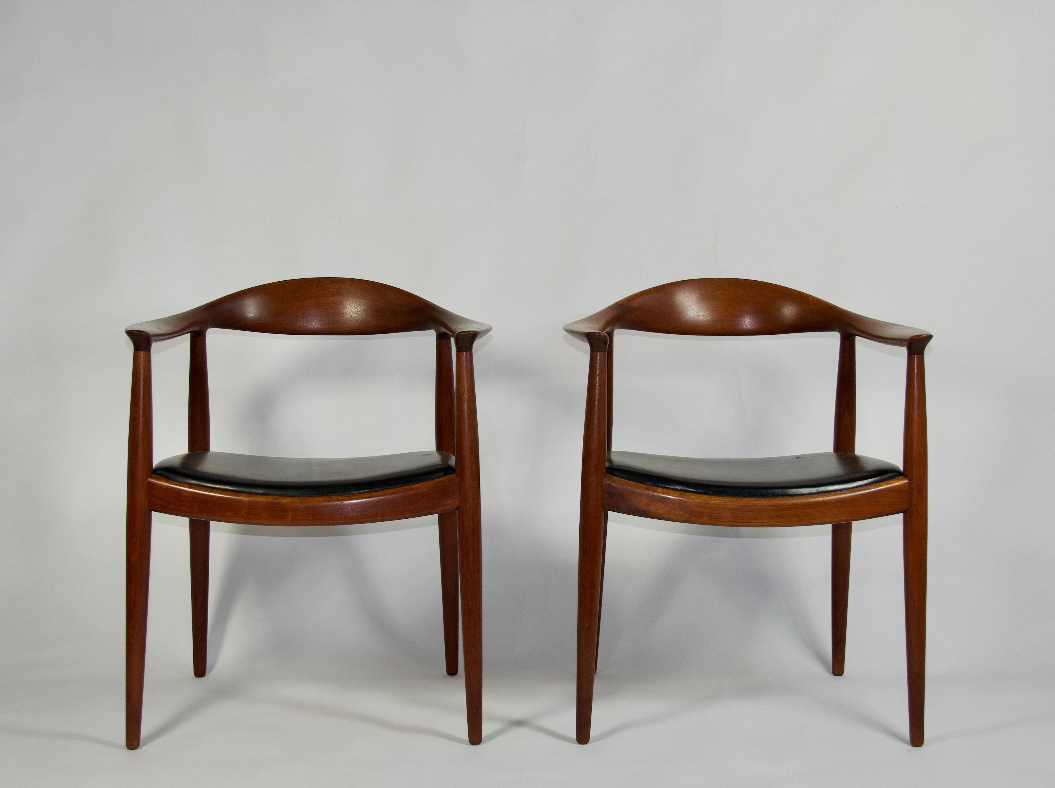 Scandinavian Modern Pair of Hans Wegner 