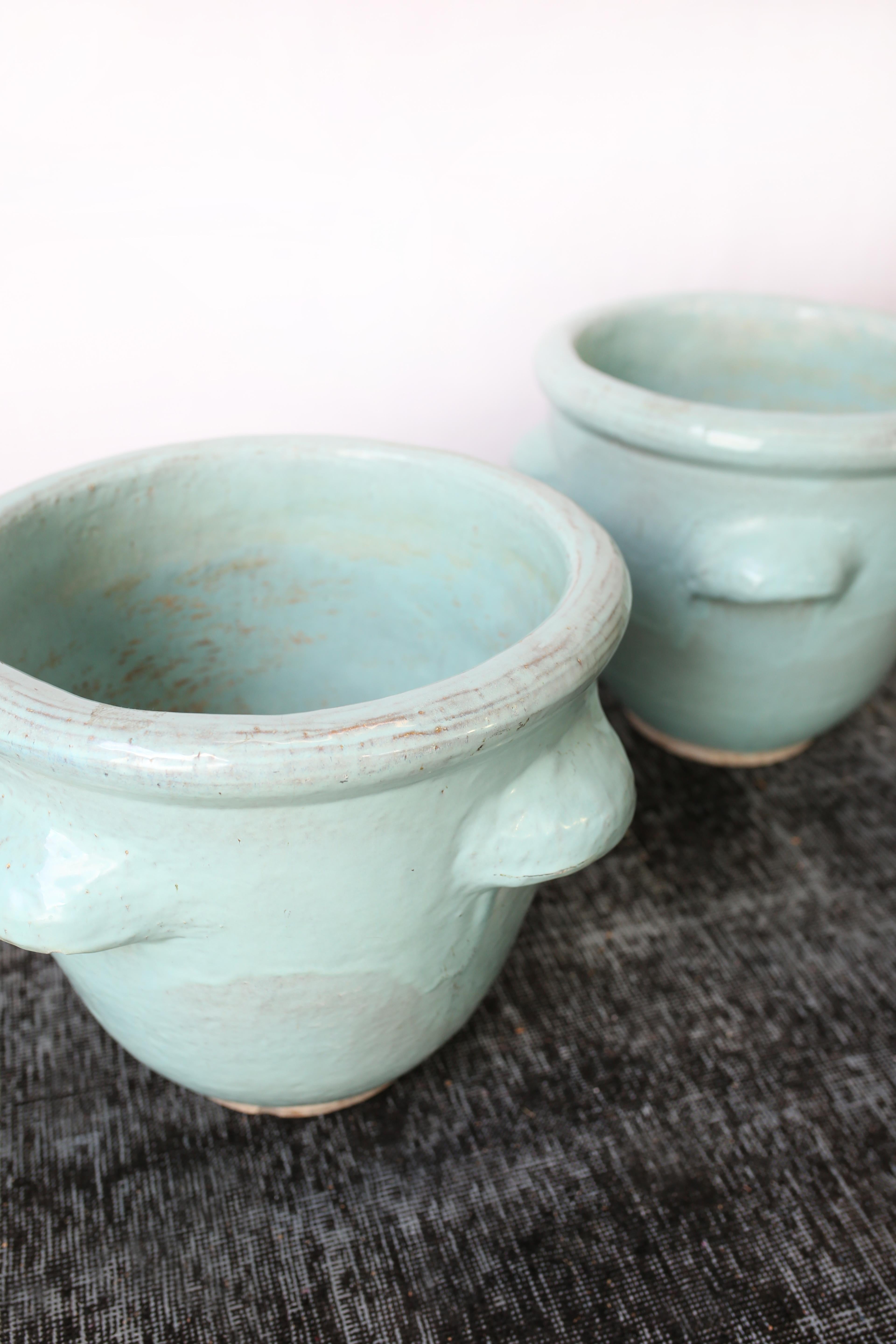 Pair of Turquoise Glazed Pottery Planters by Harding Black, 1960 In Good Condition In San Antonio, TX