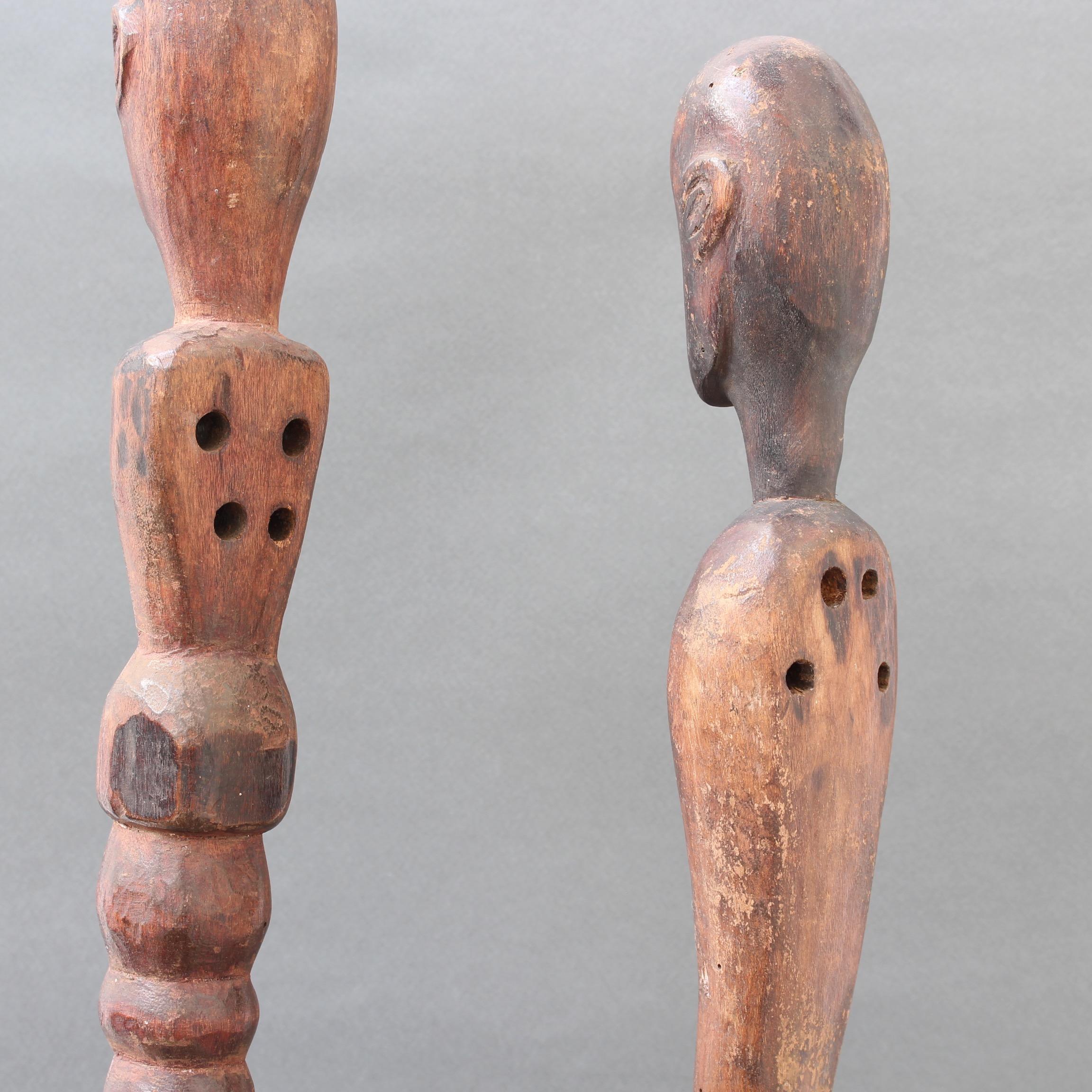 Pair of Hardwood Sumbanese Lutes with Anthropomorphic Figures, 20th Century 10