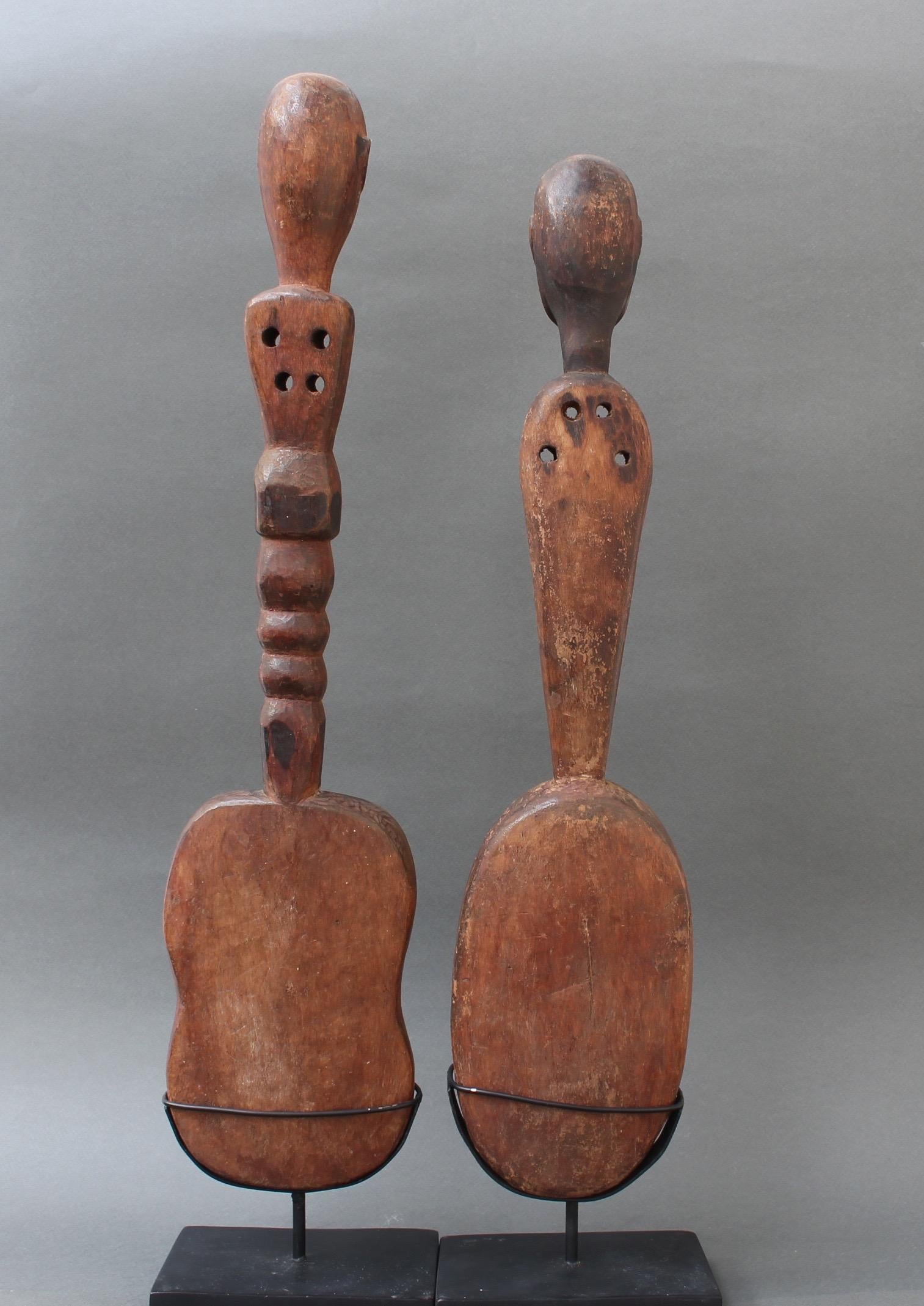 Pair of Hardwood Sumbanese Lutes with Anthropomorphic Figures, 20th Century 2