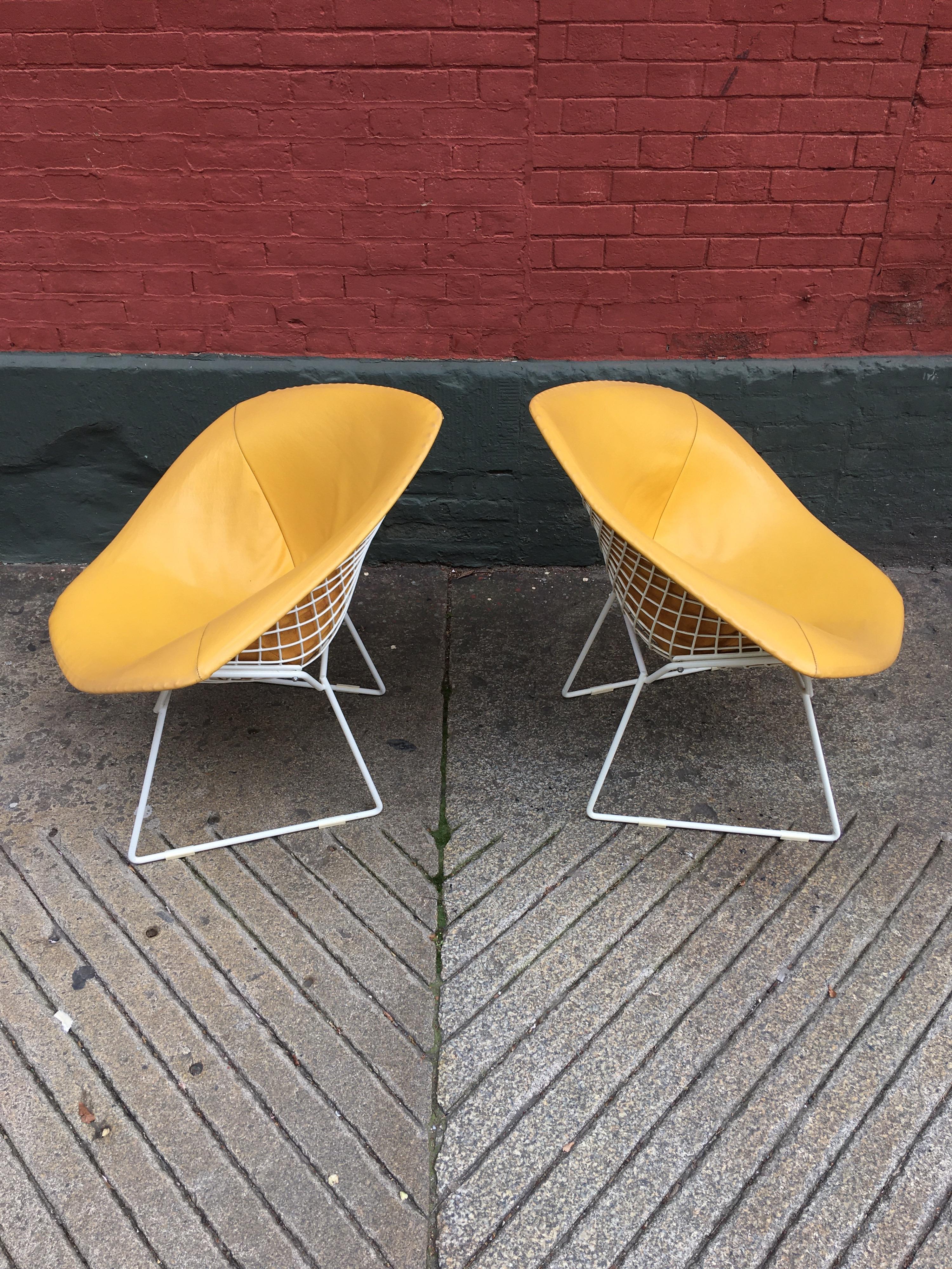 Pair of Harry Bertoia for Knoll Diamond Chairs 3