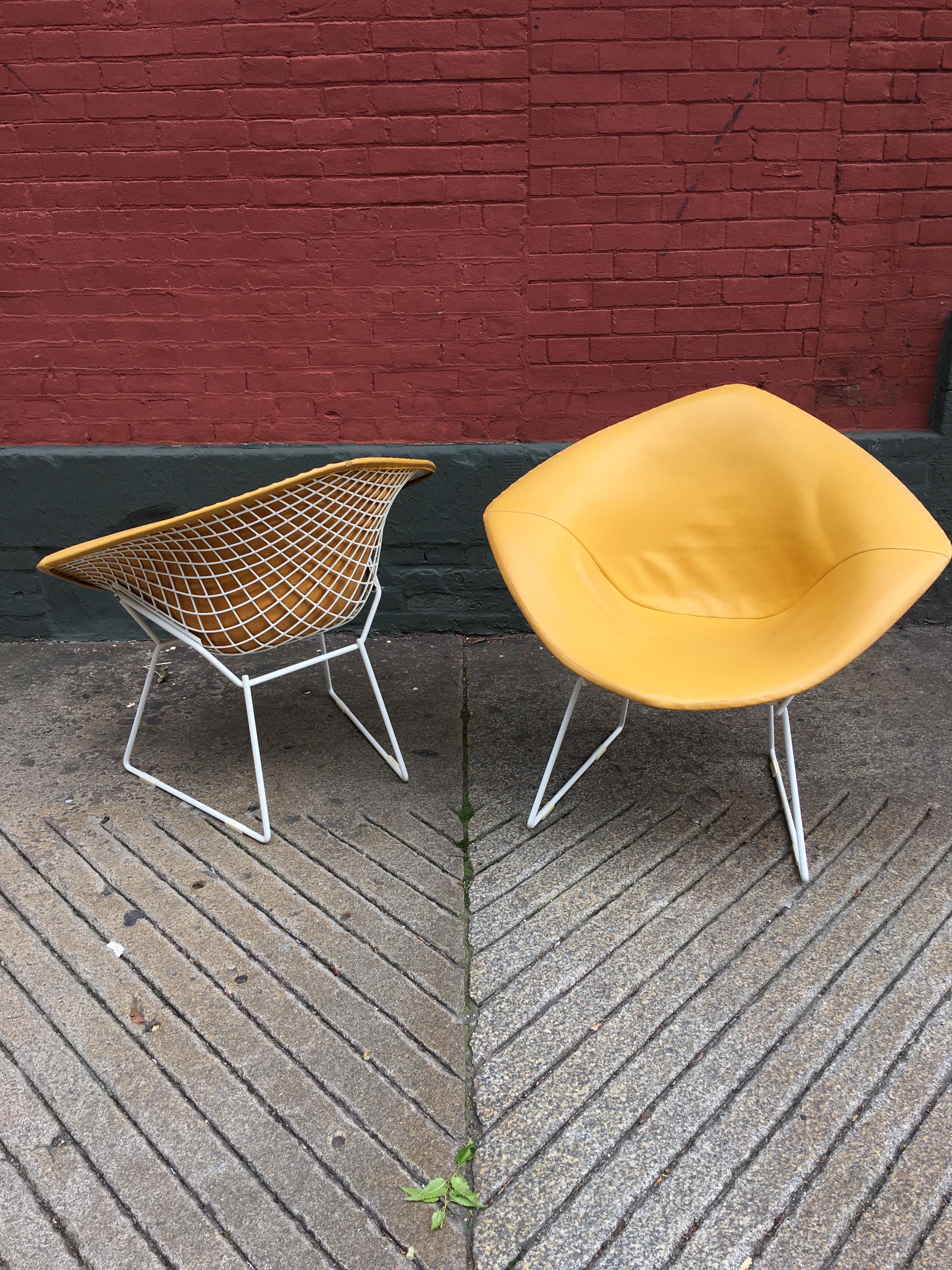 Pair of Harry Bertoia for Knoll Diamond Chairs 4