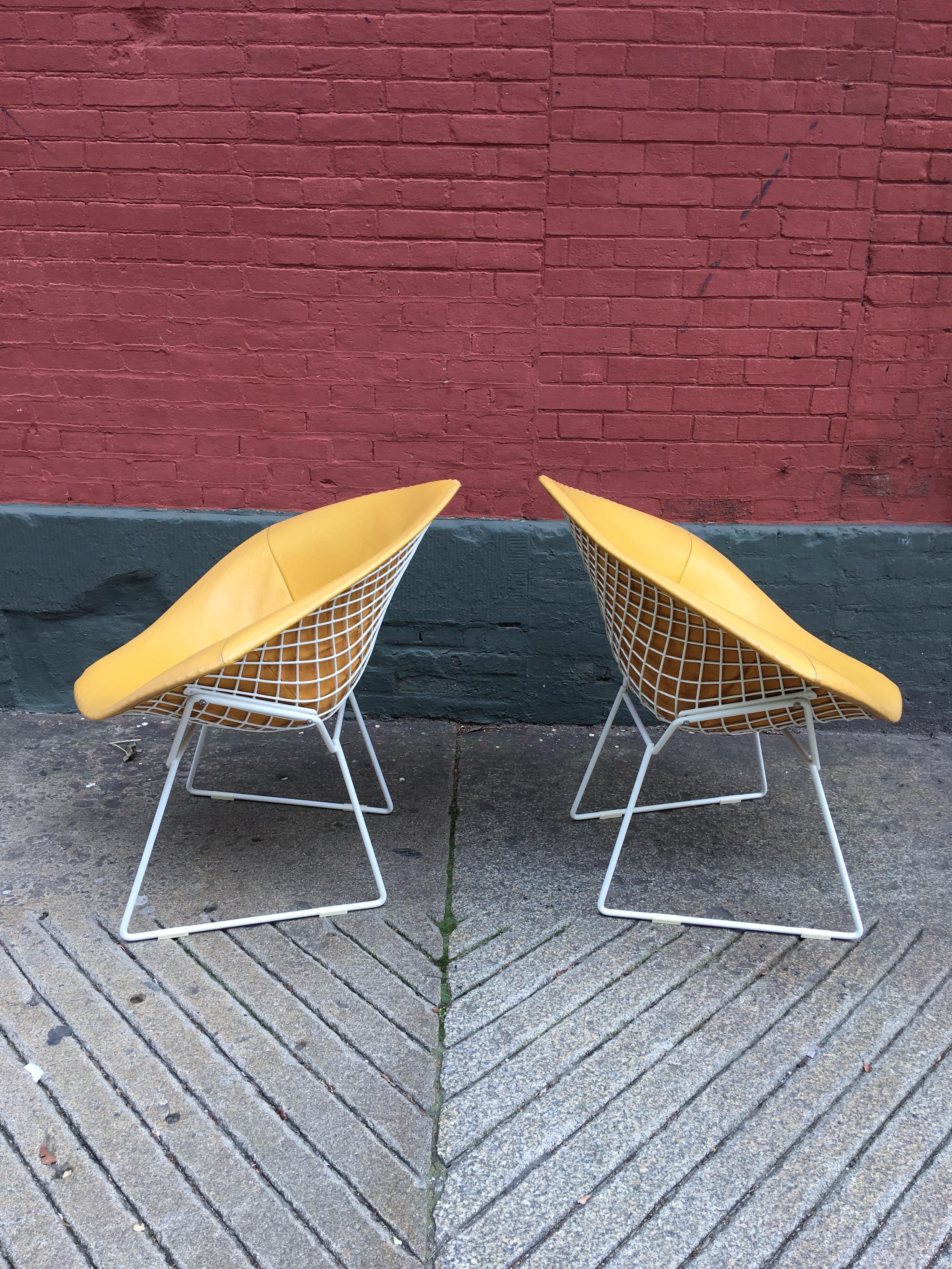 Pair of Harry Bertoia for Knoll Diamond Chairs 1