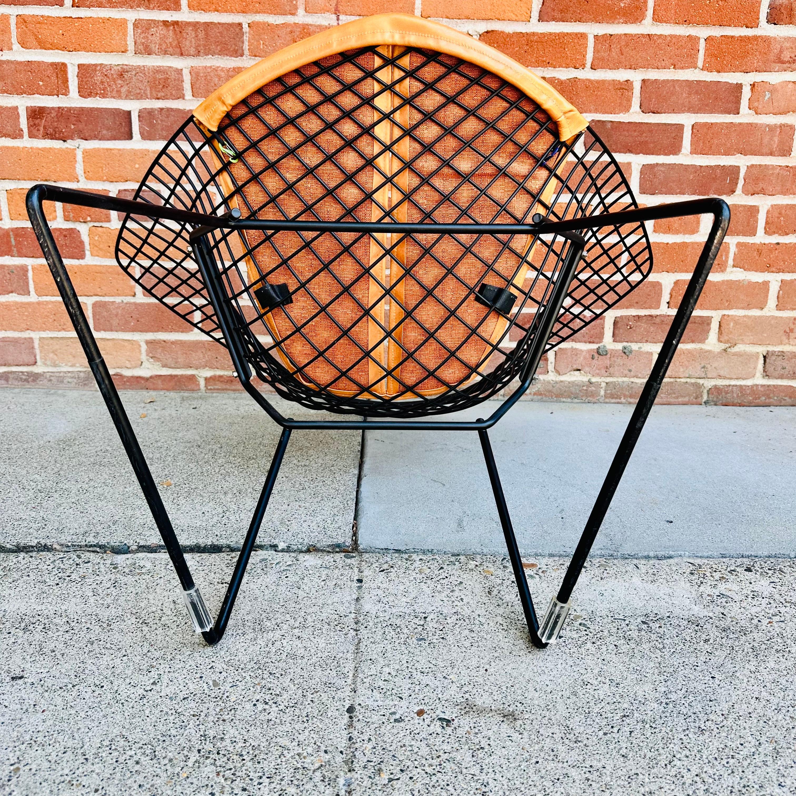 Pair of Harry Bertoia for Knoll Diamond Chairs with Custom Leather Seat Pads 4