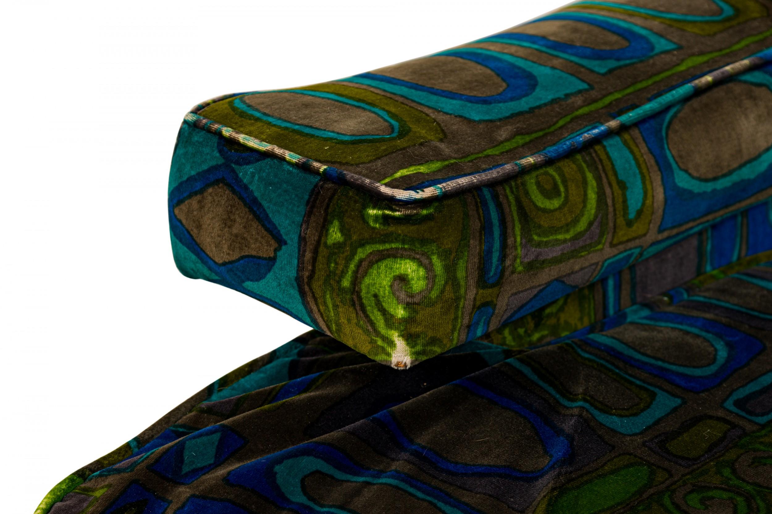 Paire de fauteuils cubiques en velours à motifs verts et bleus Harvey Probber en vente 2