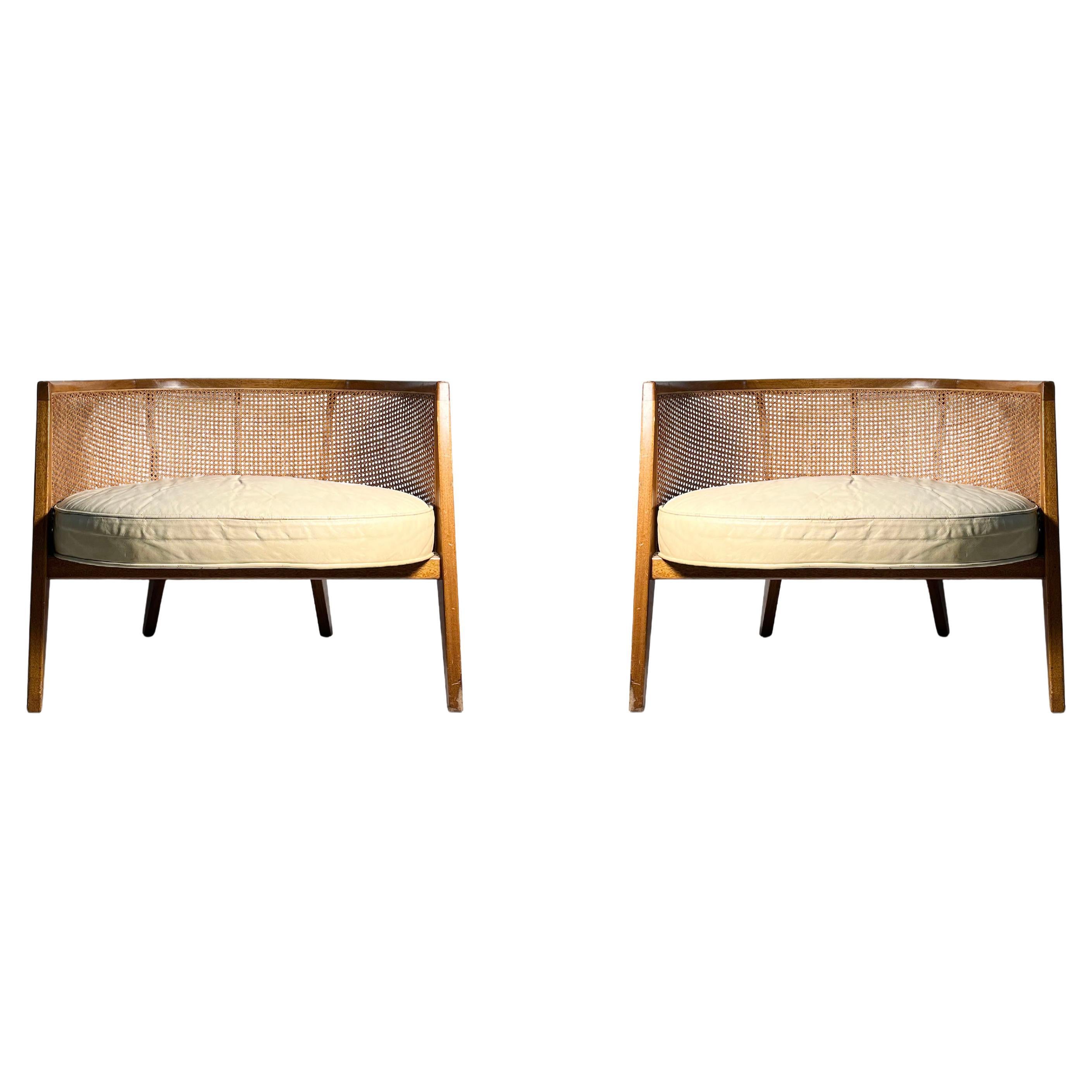 Paire de fauteuils de salon Harvey Probber Hoop à dossier baril