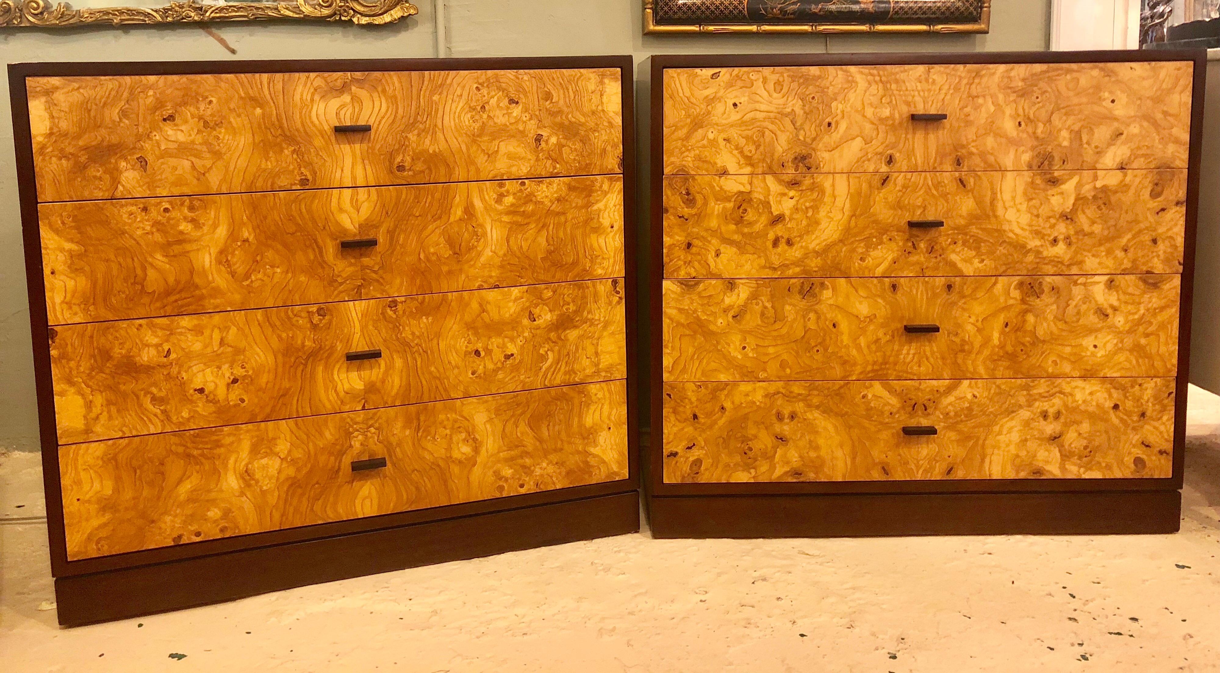 Mid-Century Modern Pair of Harvey Probber Labeled Burl Wood and Mahogany Commode Chests Nightstands