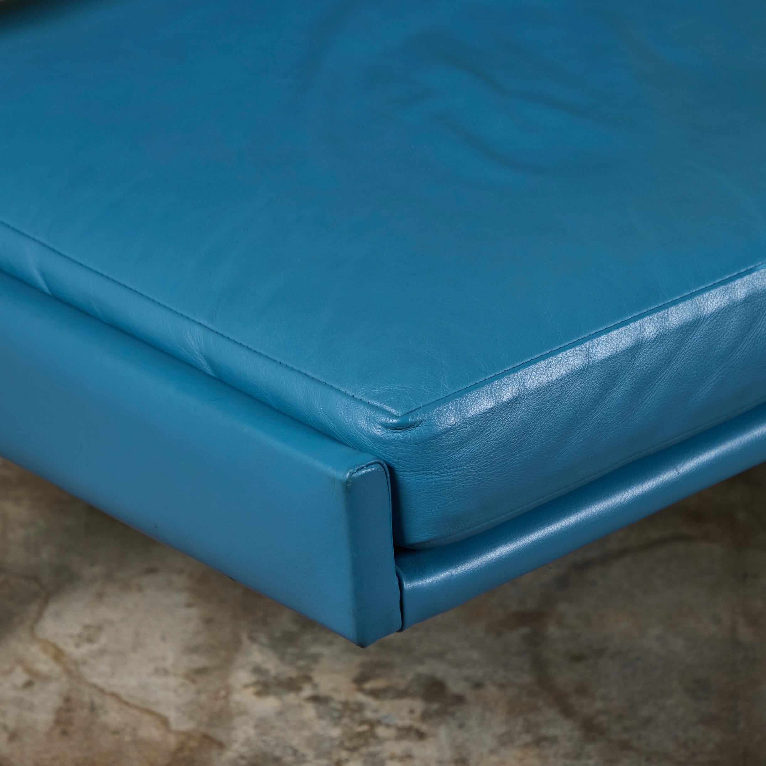 Paar Harvey Probber-Loungesessel aus Leder im Angebot 10