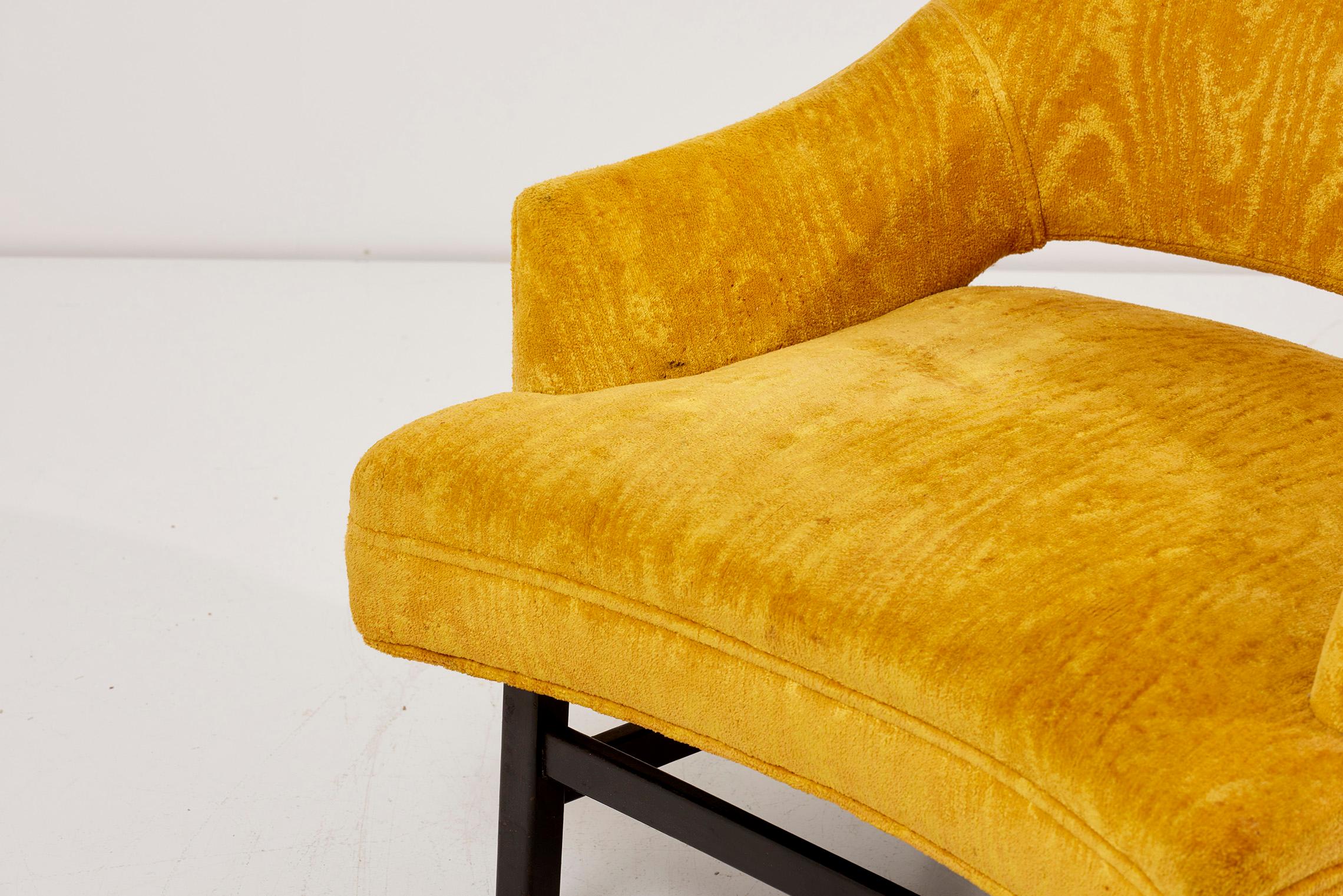 Pair of yellow Harvey Probber Lounge Chairs, USA 1960s For Sale 11