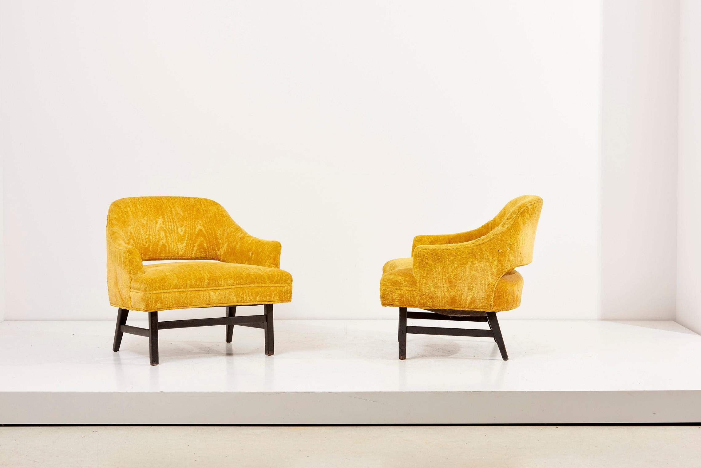 Mid-Century Modern Pair of yellow Harvey Probber Lounge Chairs, USA 1960s For Sale