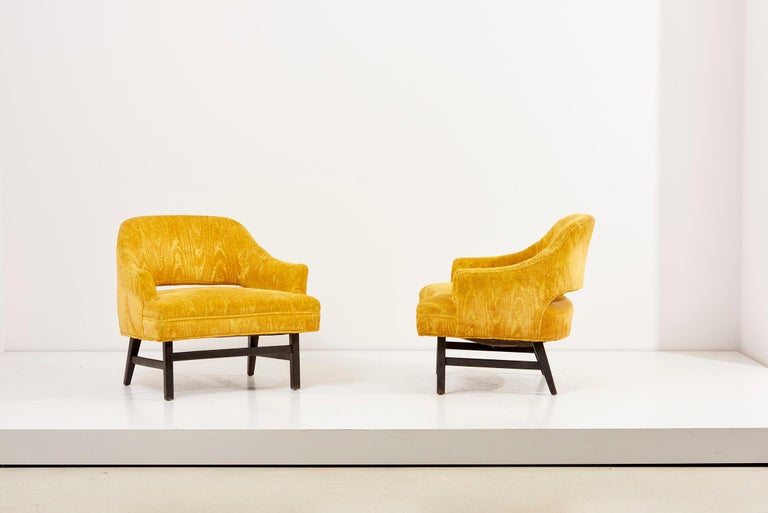 Mid-Century Modern Pair of Harvey Probber Lounge Chairs, USA 1960s For Sale