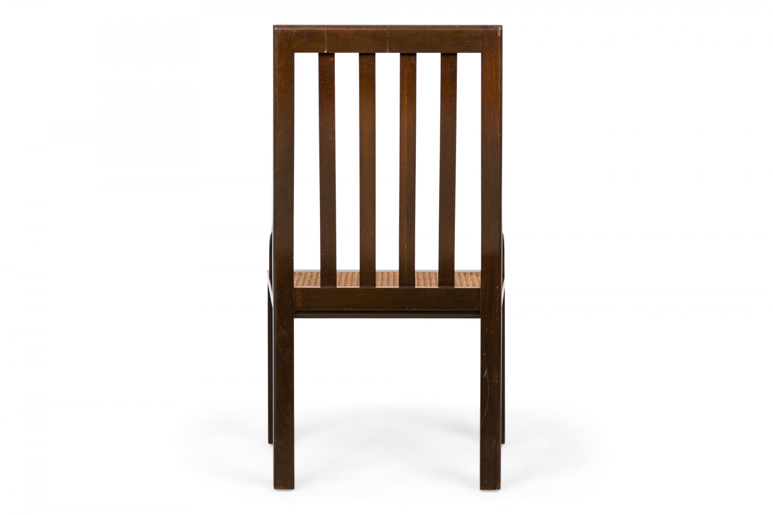 Harvey Probber paire de chaises d'appoint à dossier à lattes en bois et assise cannée Bon état - En vente à Queens, NY