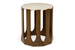 Coppia di tavolini decagonali in legno con rivestimento in travertino di Harvey Probber