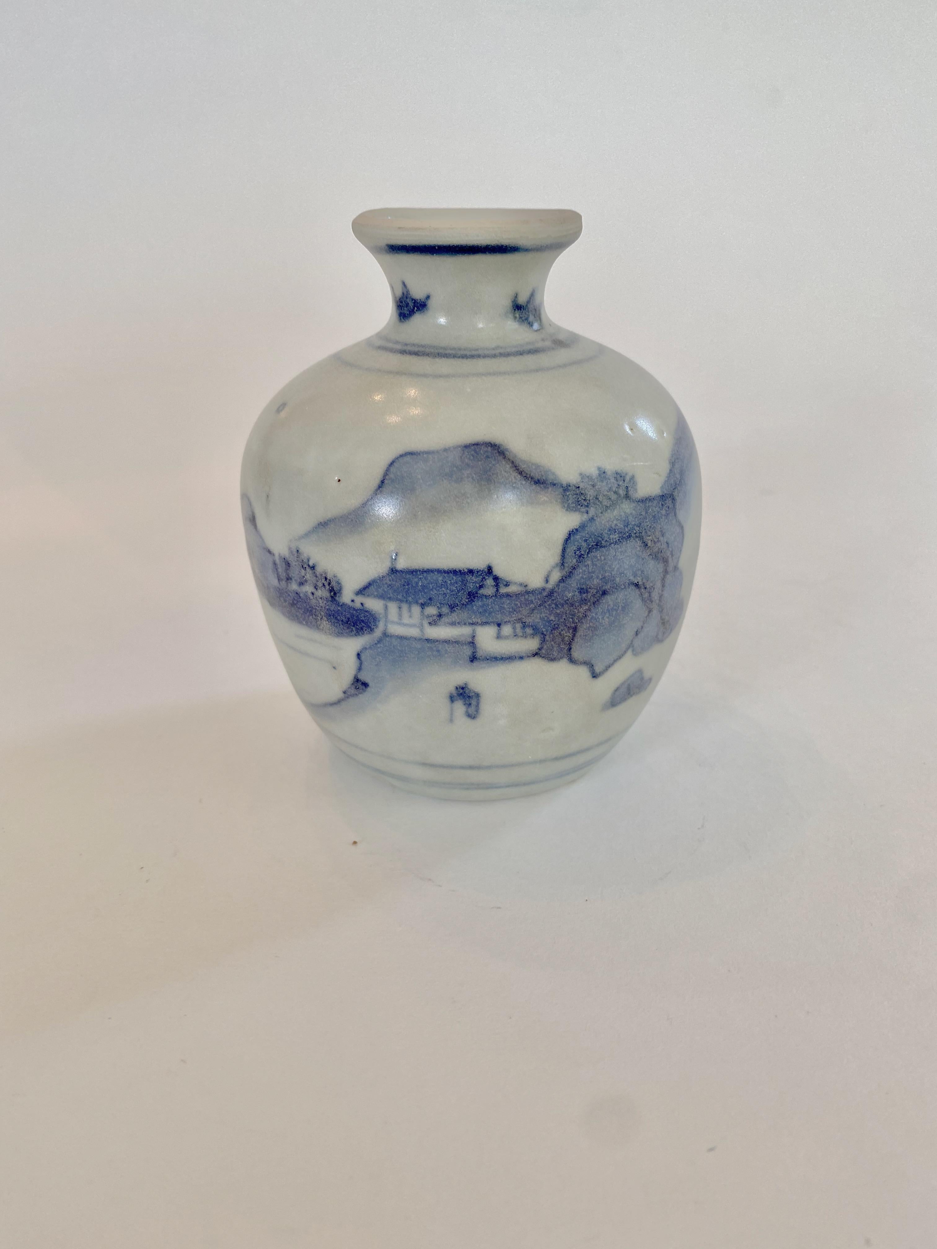 Pair of Hatcher Collection Blue and White Porcelain Jars For Sale 2