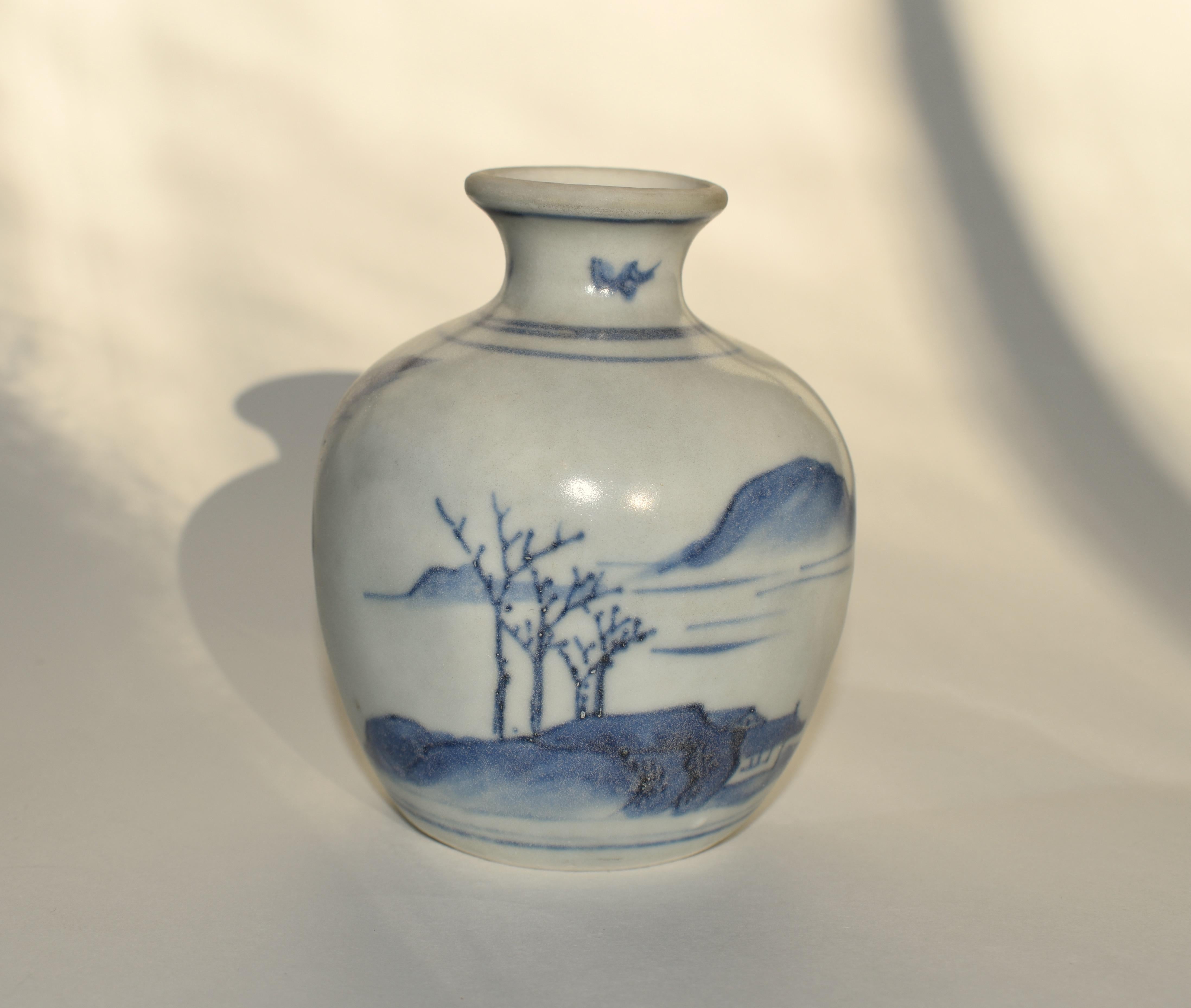 Paire de pots en porcelaine bleue et blanche de la collection Hatcher en vente 7