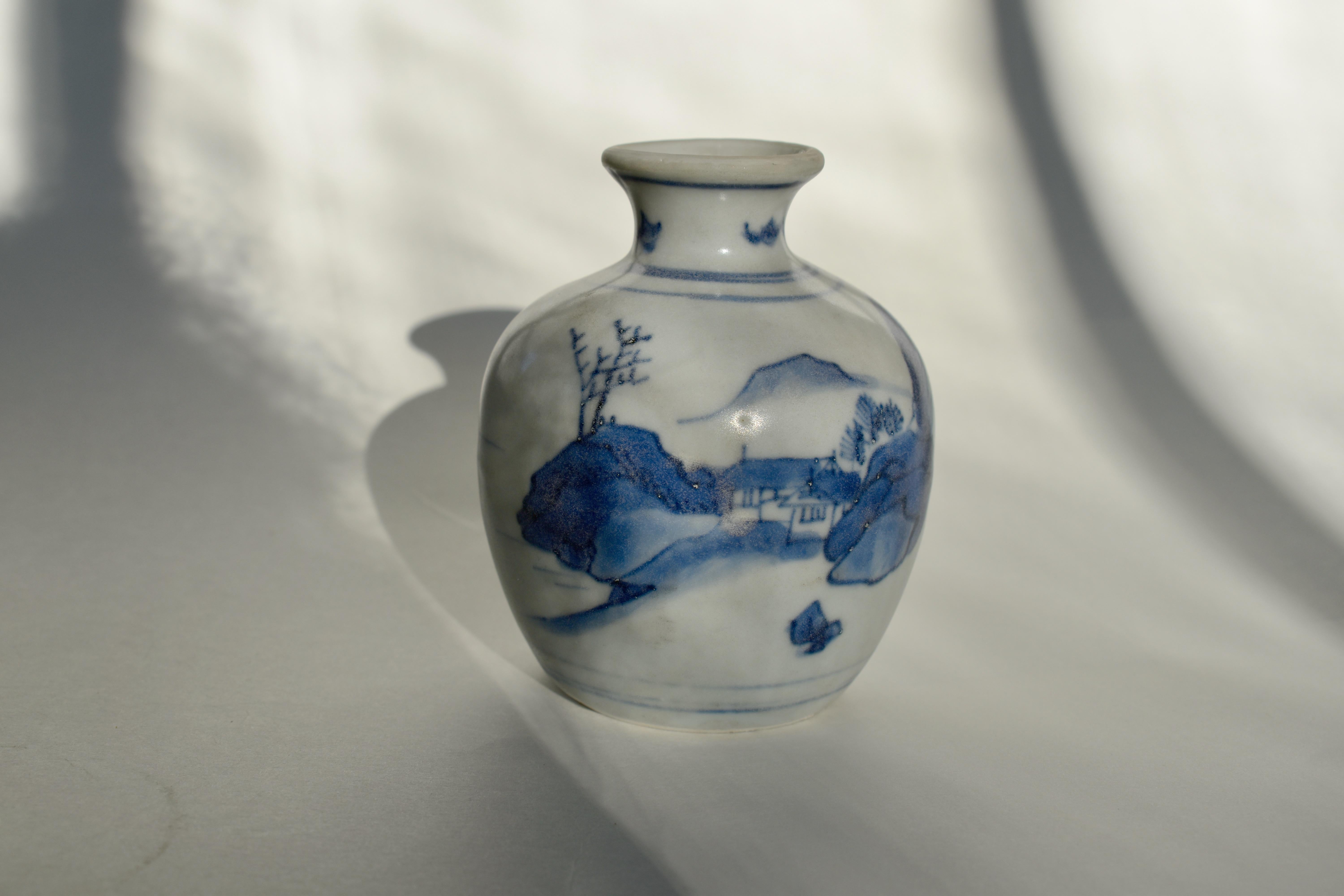 Paire de pots en porcelaine bleue et blanche de la collection Hatcher en vente 8