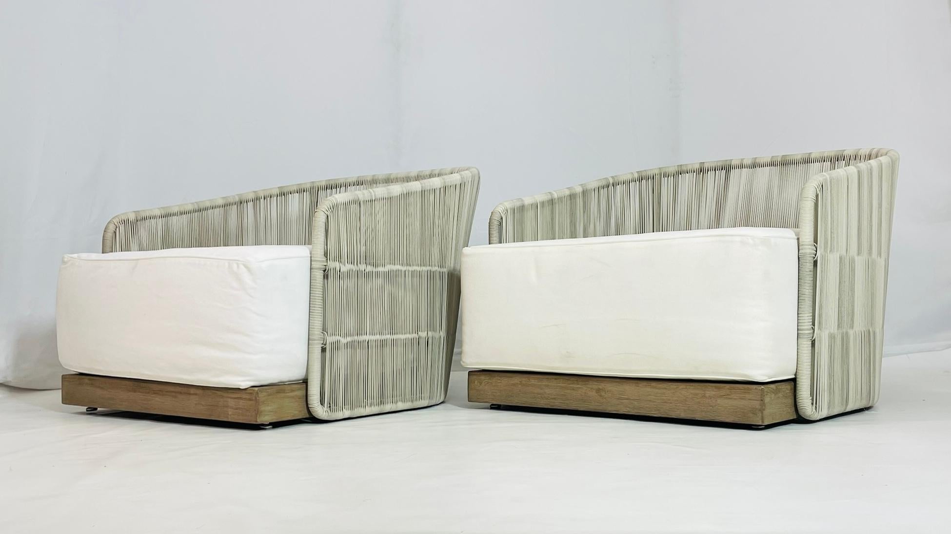 Loungesessel „Havana“ von Restoration Hardware, Paar (Handgefertigt) im Angebot