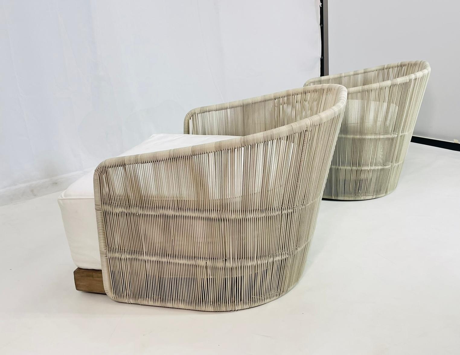 Loungesessel „Havana“ von Restoration Hardware, Paar (Stoff) im Angebot