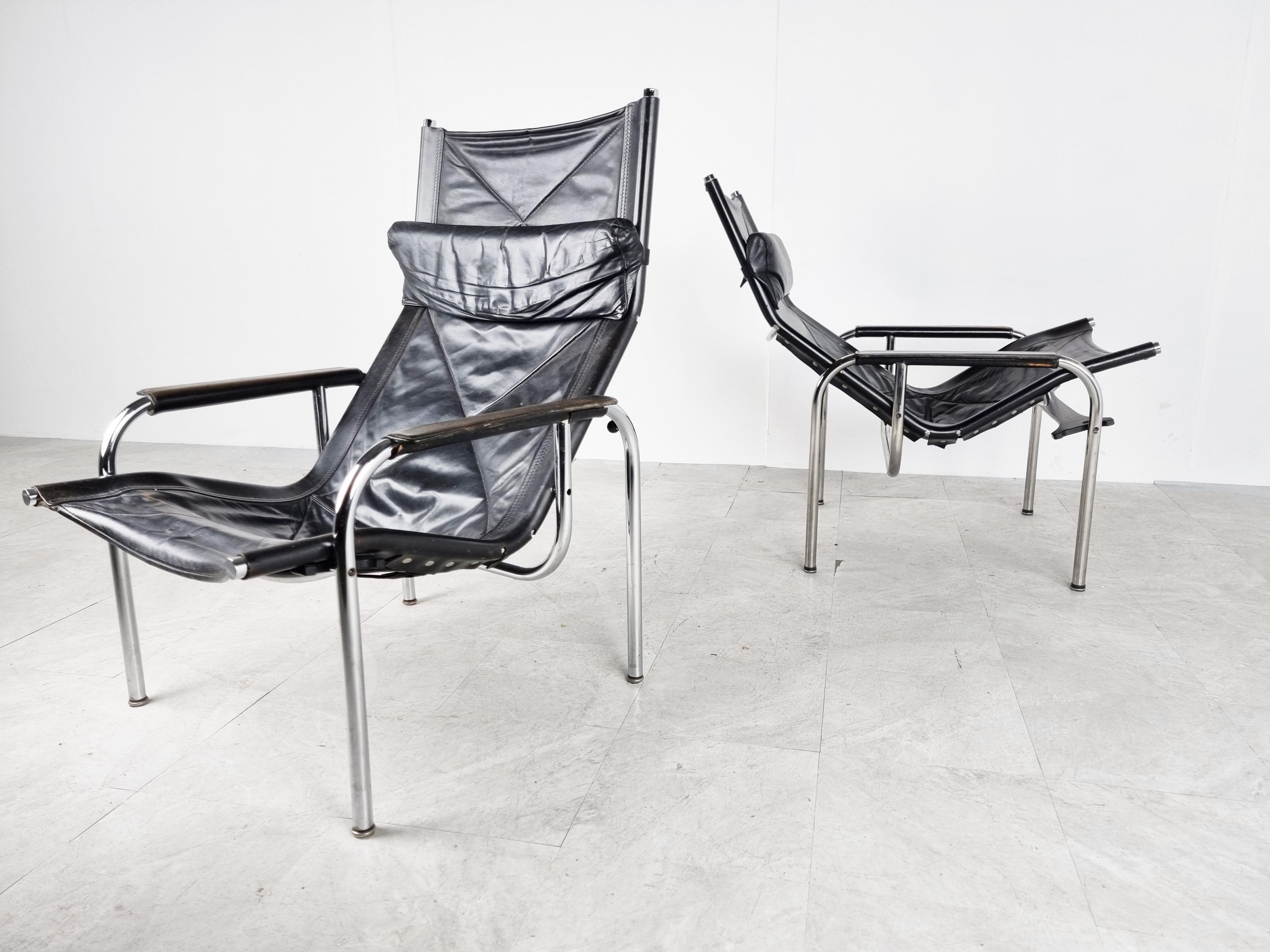 Pair of HE1106 Lounge Chairs by Hans Eichenberger, 1970s 3