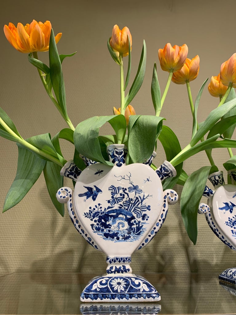 Pair of Heart-Shaped Tulip Vases or Tulipieres, 19th Century For Sale 2