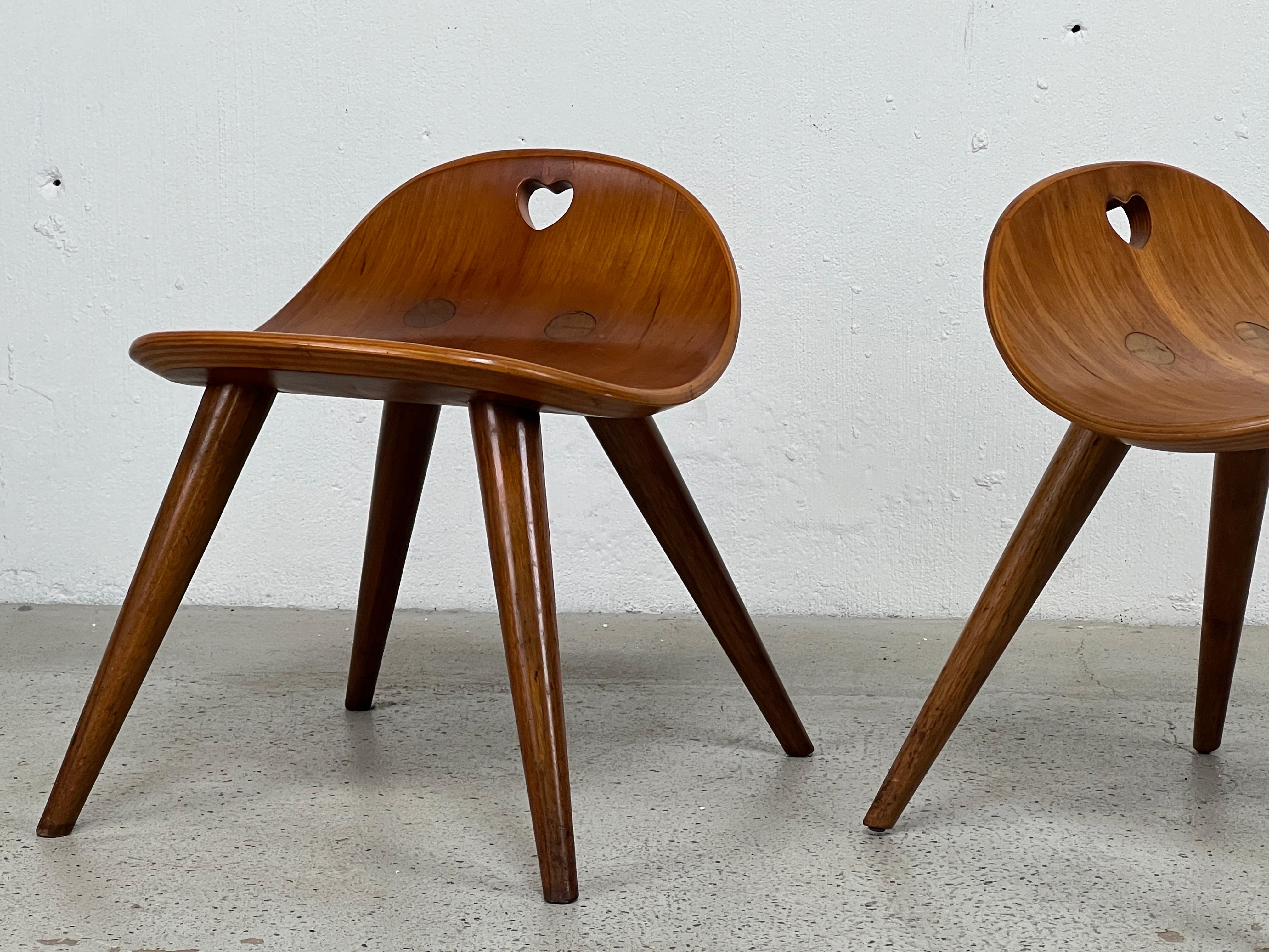 Pair of Heart Stools by Edward Wormley for Dunbar In Good Condition For Sale In Dallas, TX