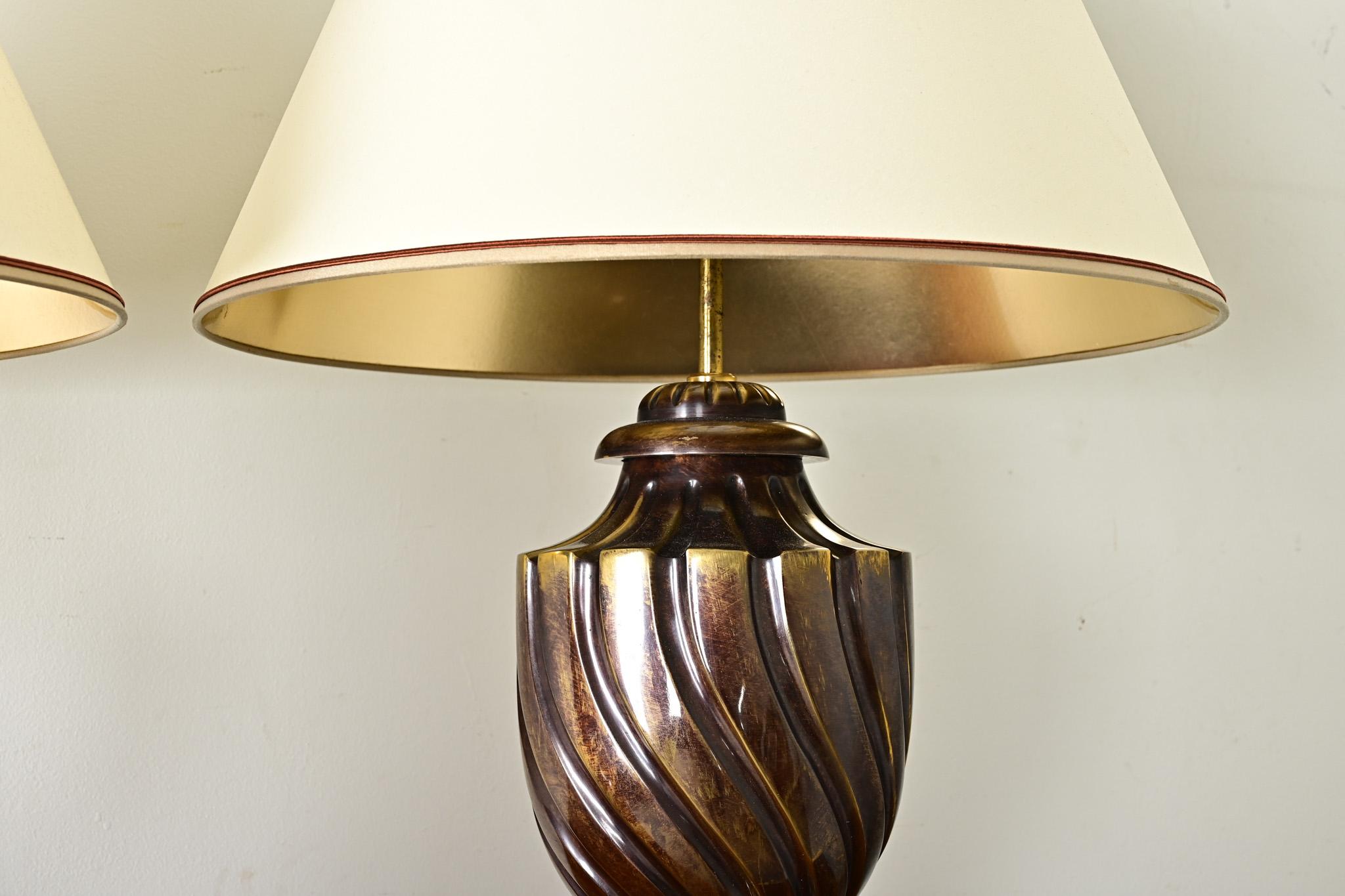 Pair of Heavy Brass Urn Table Lamps In Good Condition For Sale In Baton Rouge, LA