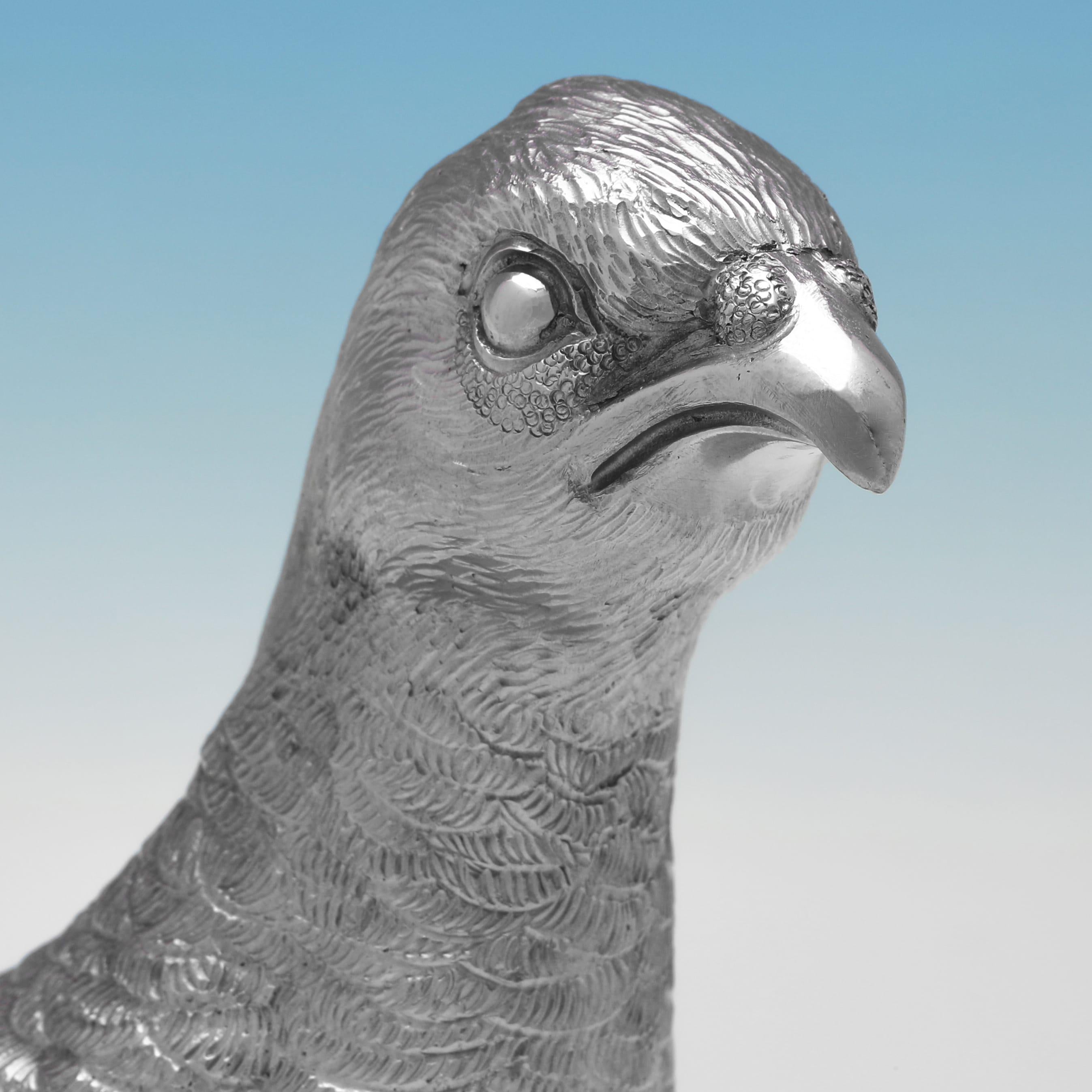 Pair of heavy cast sterling silver partridge models made in 1999 by C. J. Vander In Good Condition For Sale In London, London