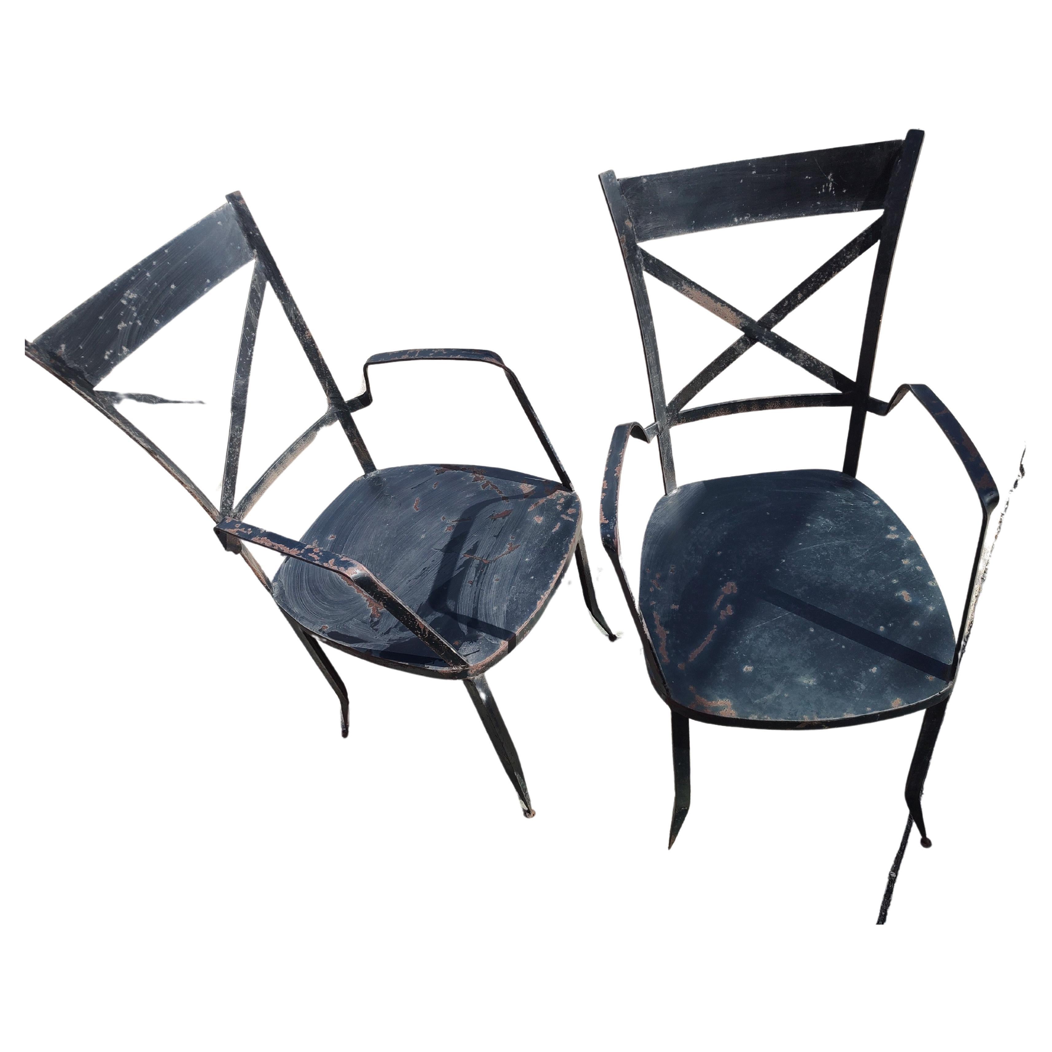 Minimalist Pair of Heavy Duty High Quality Iron Modern Sculptural Garden Patio Armchairs   For Sale