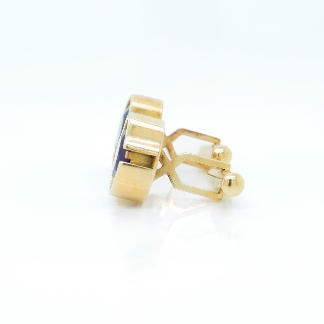 Pair of Heavy Mid-Century Modern 14k Gold & Amethyst Cufflinks In Good Condition For Sale In Philadelphia, PA