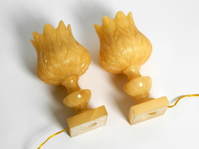 Pair of Heavy Rare 60s Alabaster Table Lamps in Yellow from Spain For Sale 7