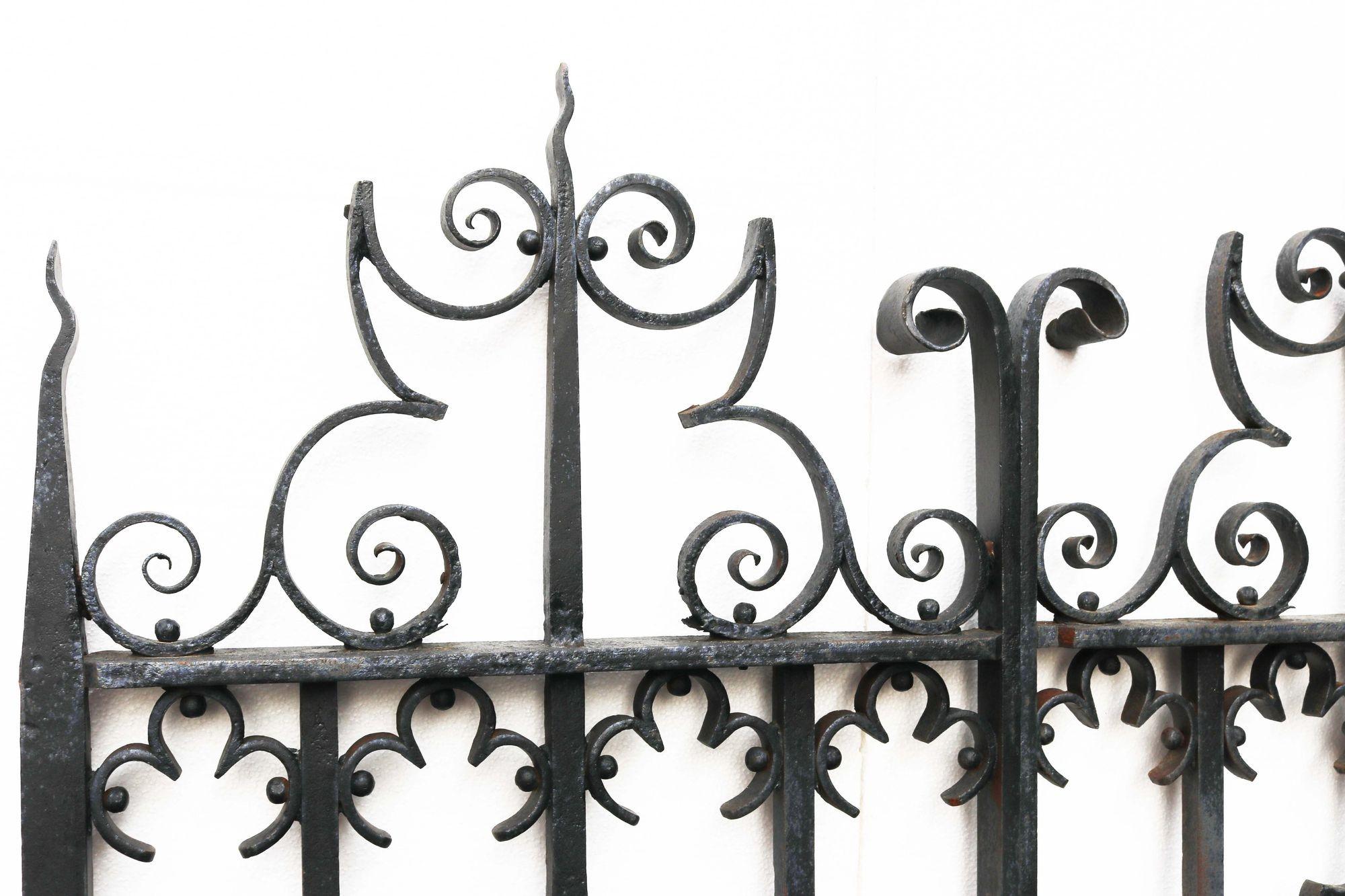 puertas jardin hierro